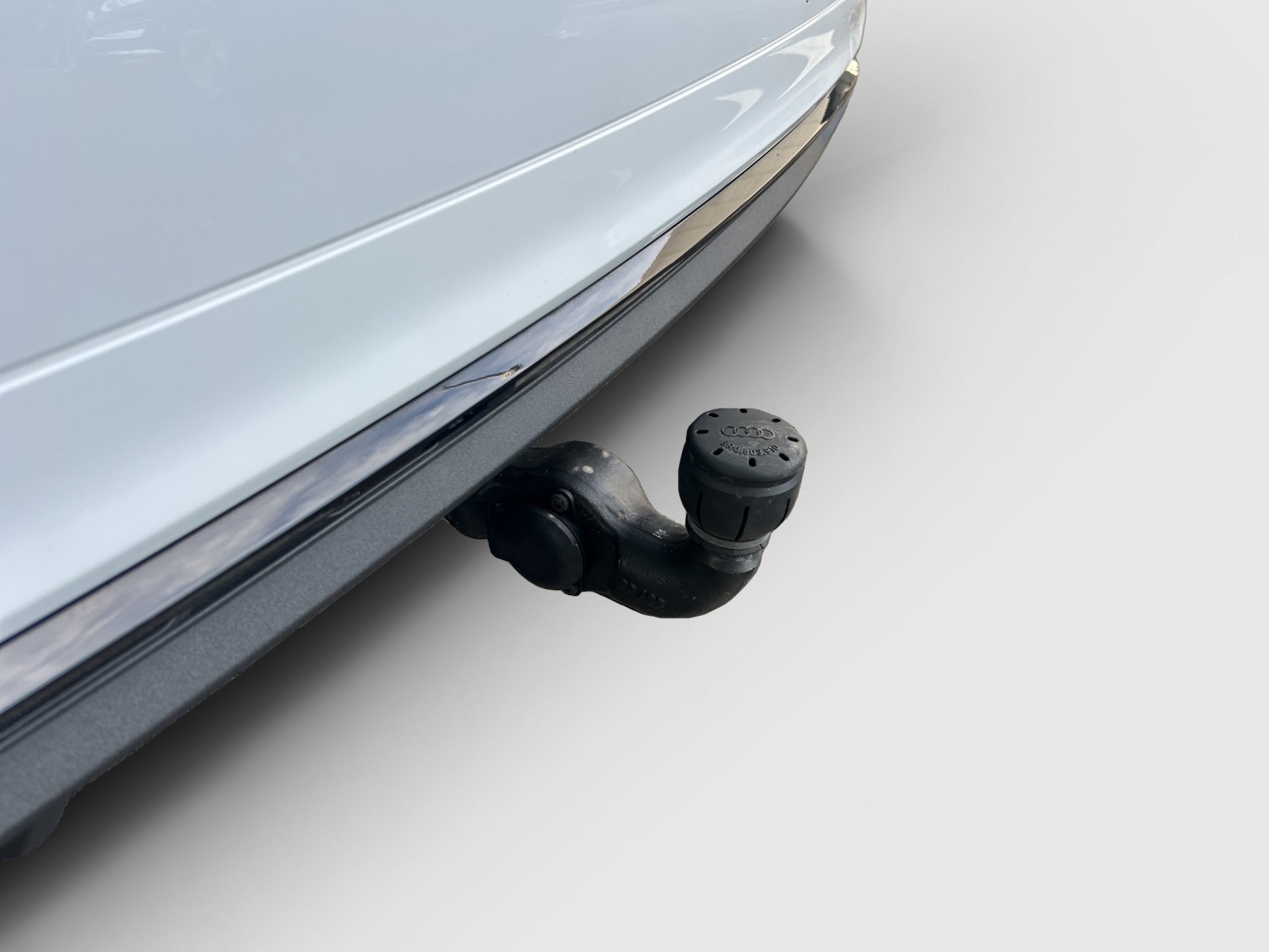 AUDI Q5 55 TFSI e PHEV S line quattro S-tronic-image-13