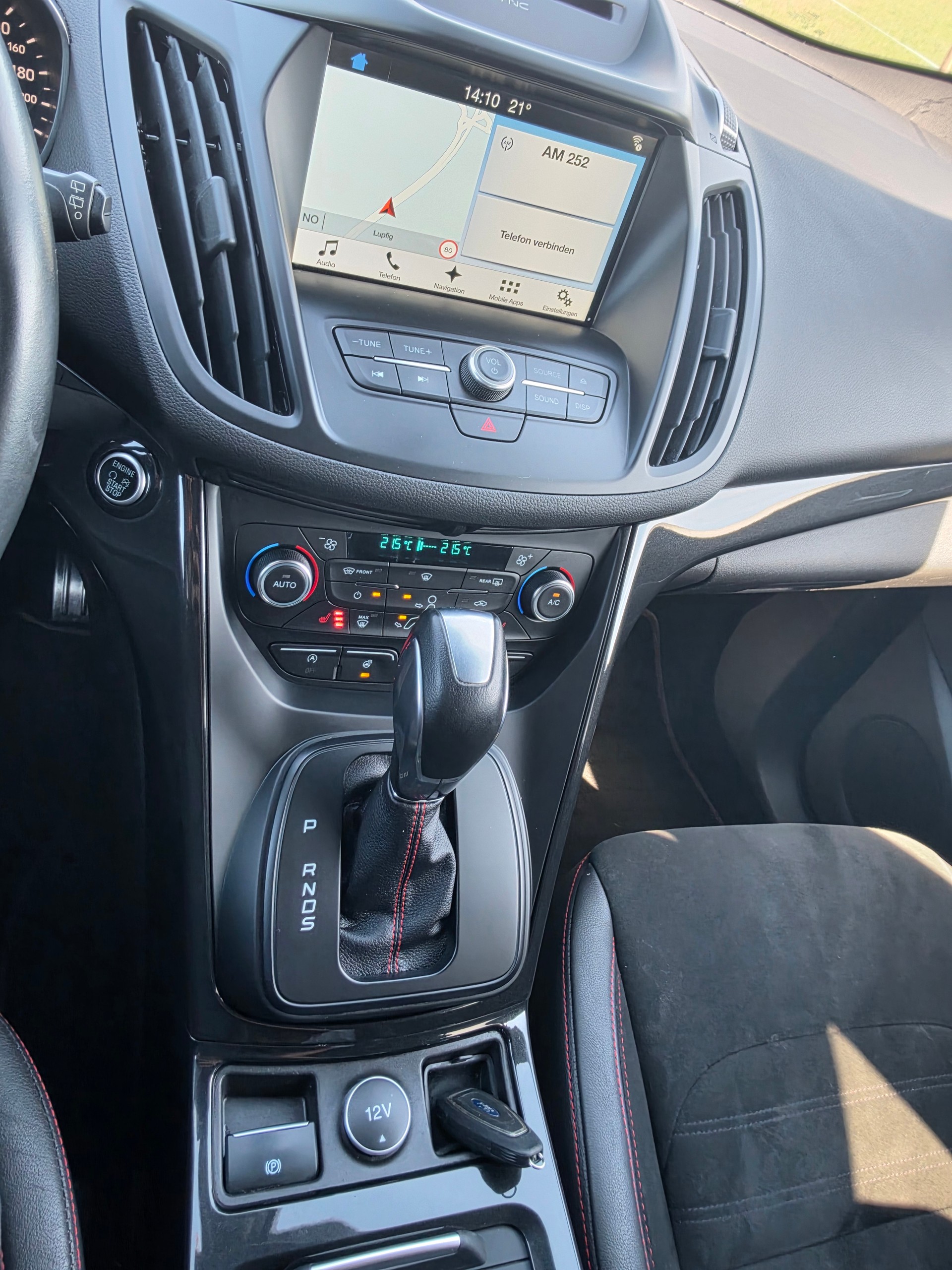 FORD Kuga 1.5 SCTi ST Line 4WD Automatic-image-12
