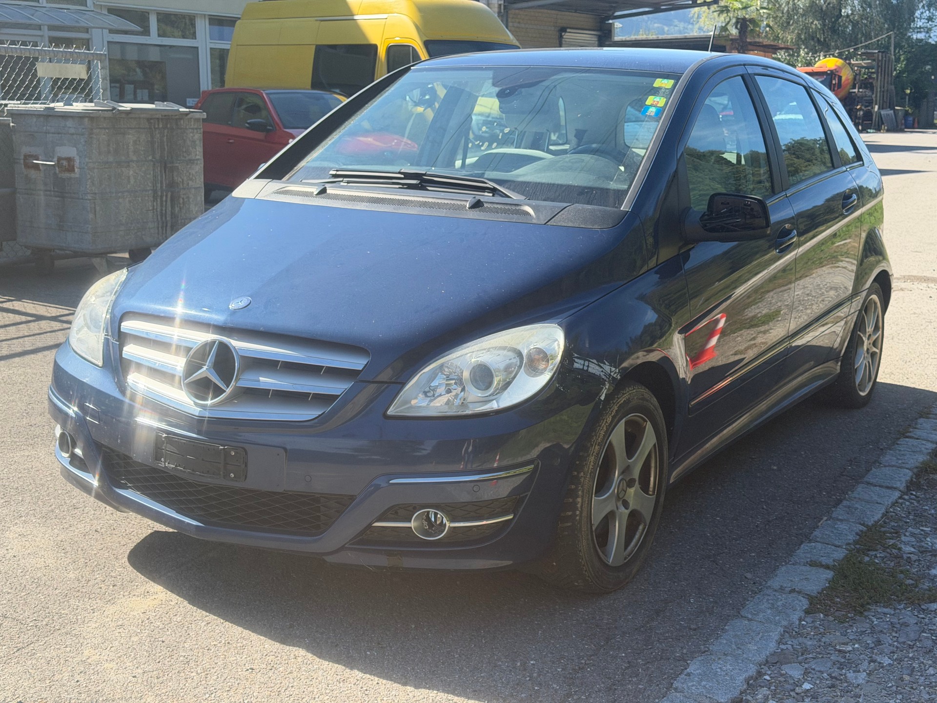 MERCEDES-BENZ B 180 CDI Autotronic-image-4