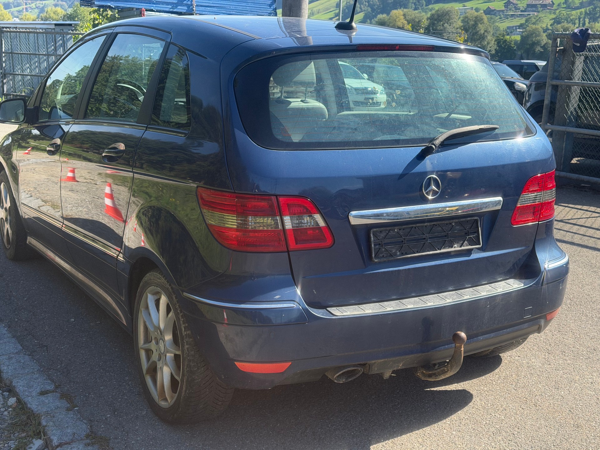 MERCEDES-BENZ B 180 CDI Autotronic-image-5