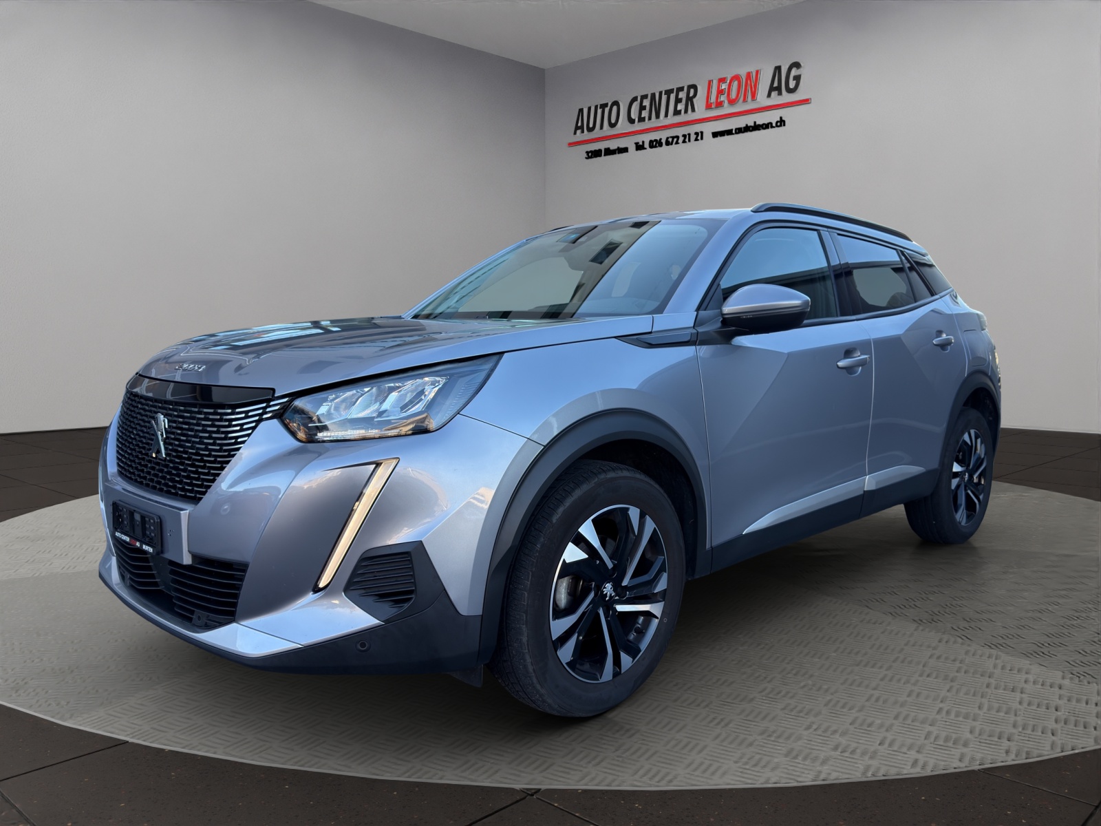 PEUGEOT 2008 1.2 PureTech Active-image-1