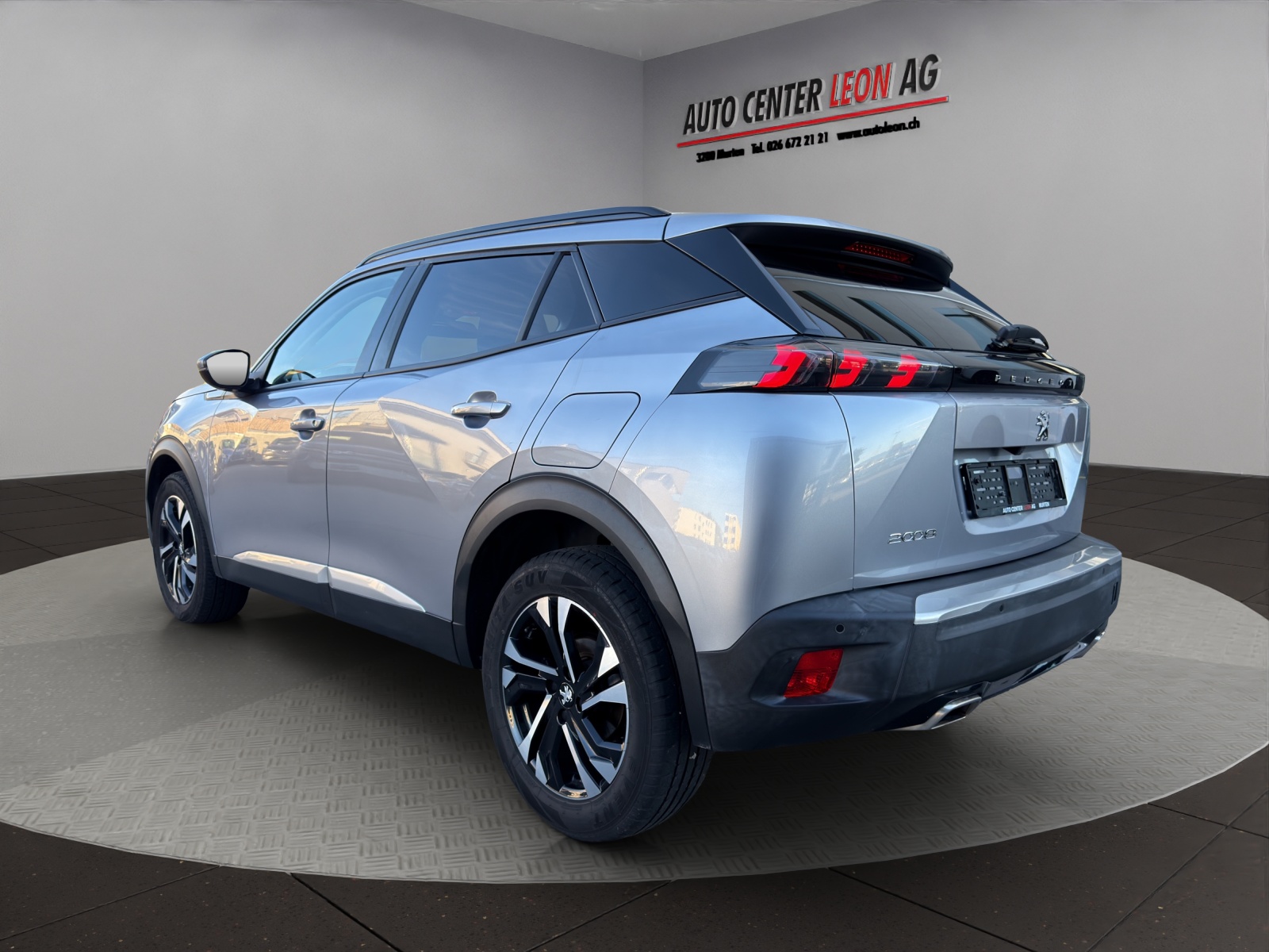PEUGEOT 2008 1.2 PureTech Active-image-3