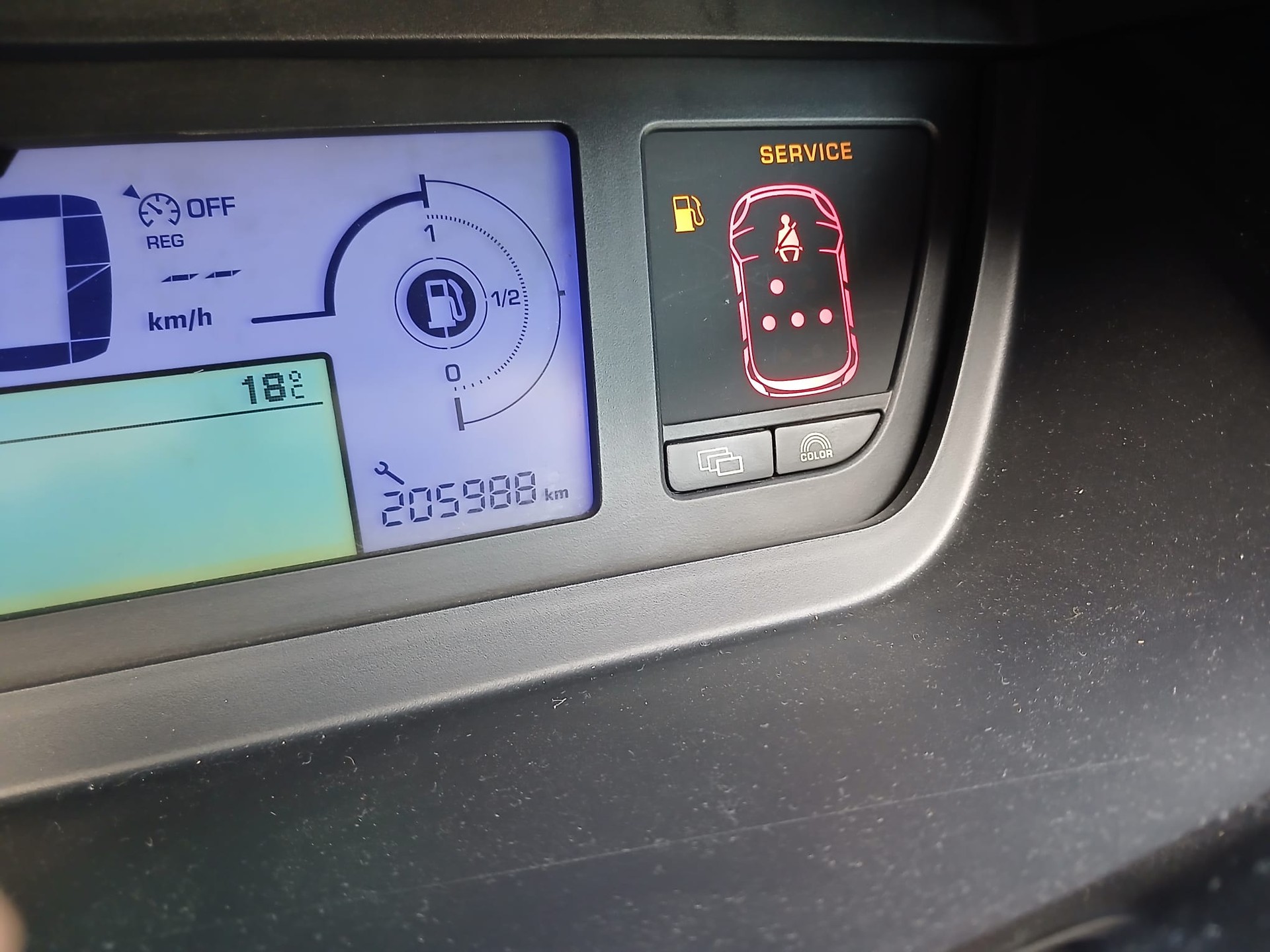 CITROEN Grand C4 Picasso 2.0 HDI Exclusive-image-8
