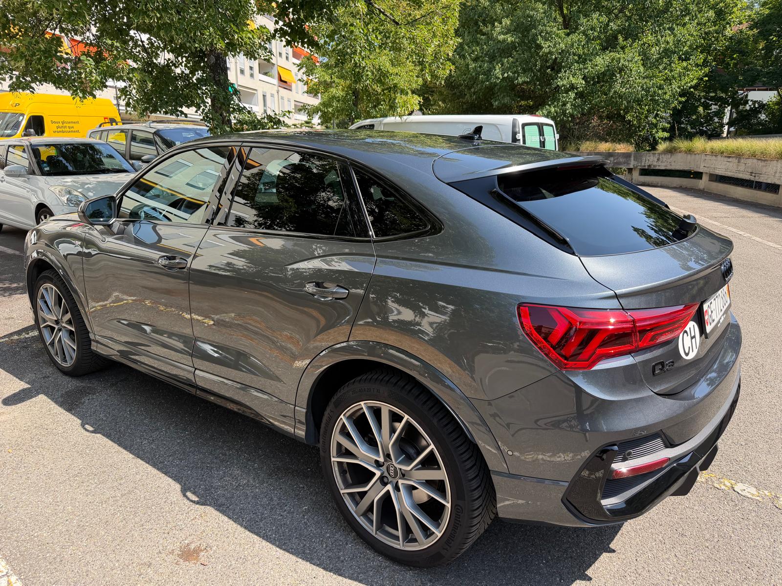 AUDI 2.0 40 TFSI S line quattro S-Tronic-image-2