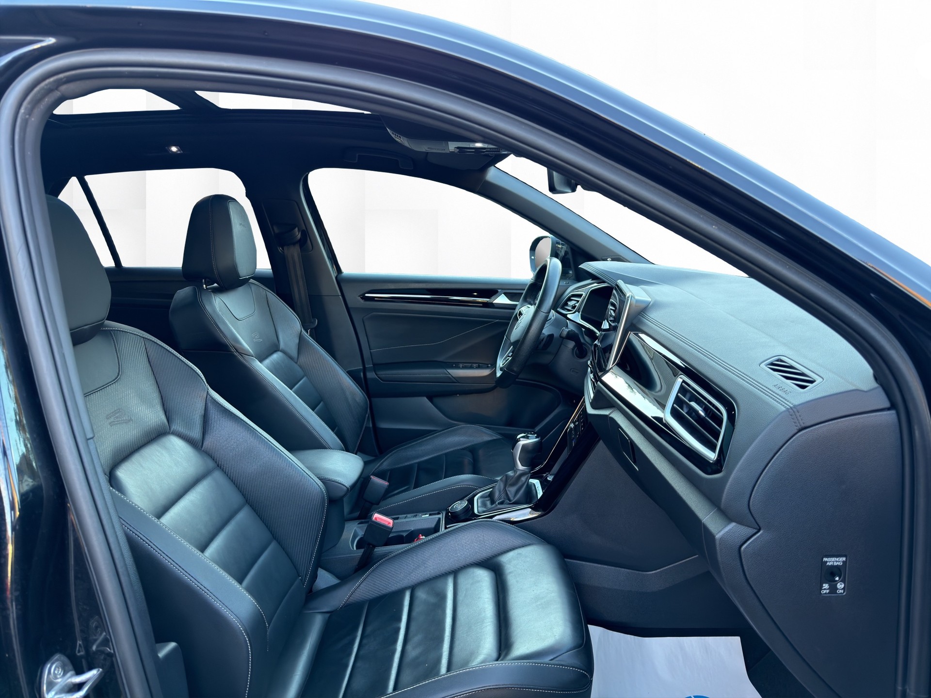 VW T-Roc 2.0 TSI R-Line DSG 4Motion-image-10
