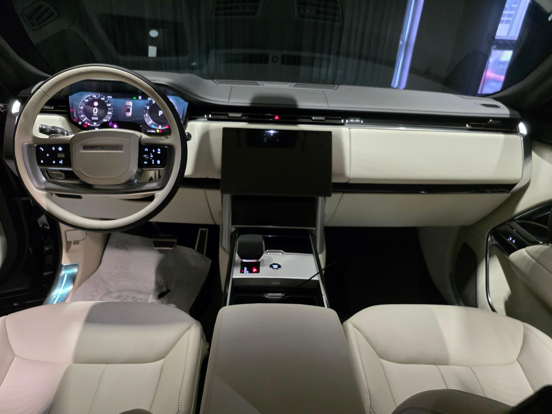 LAND ROVER Range Rover 4.4 V8 Autobiography-image-6