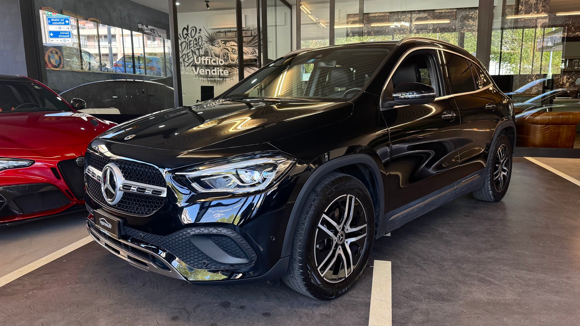 MERCEDES-BENZ GLA 200 AMG Line 7G-DCT-image-0