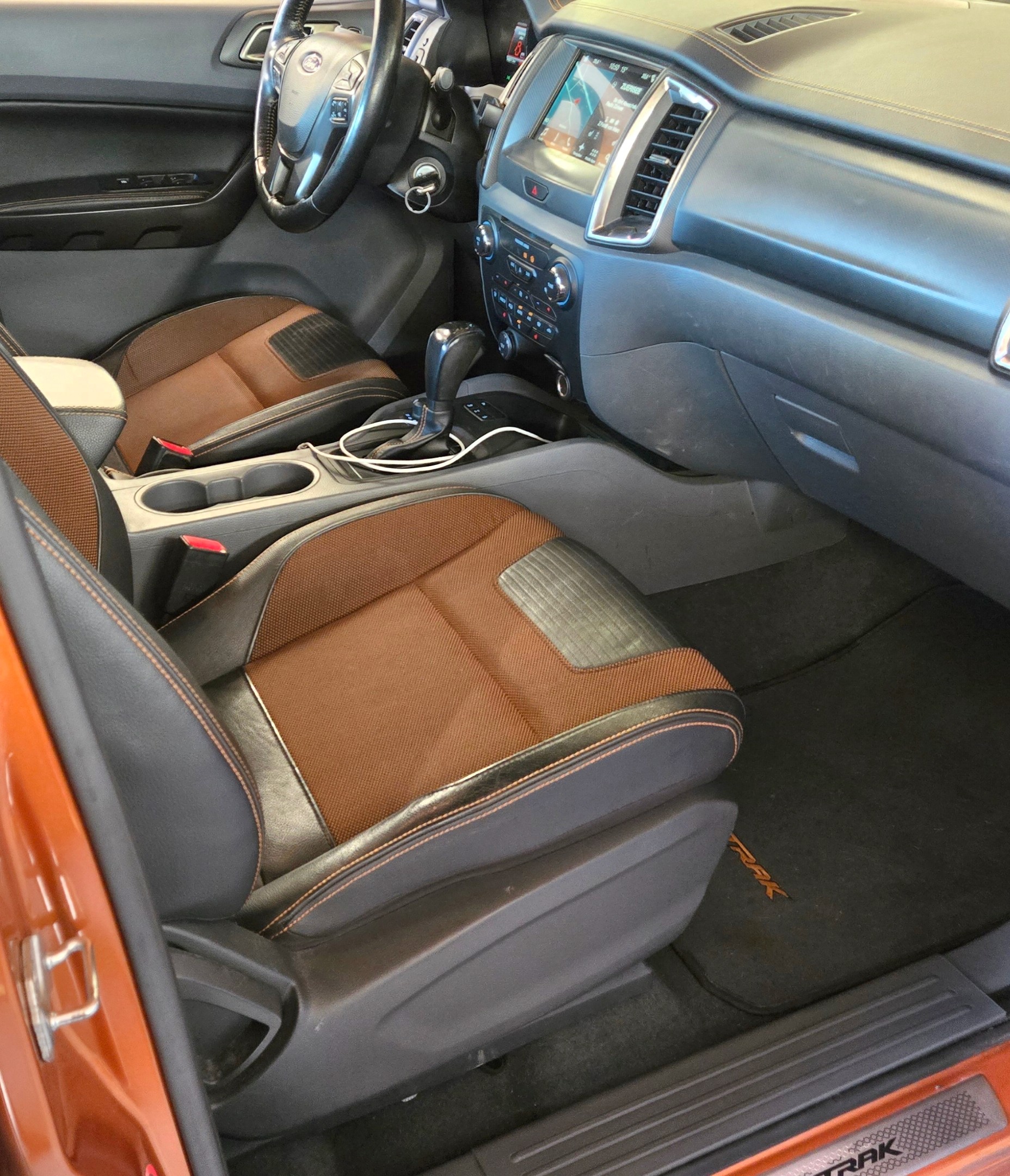 FORD Ranger Wildtrak 3.2 TDCi 4x4 A-image-15