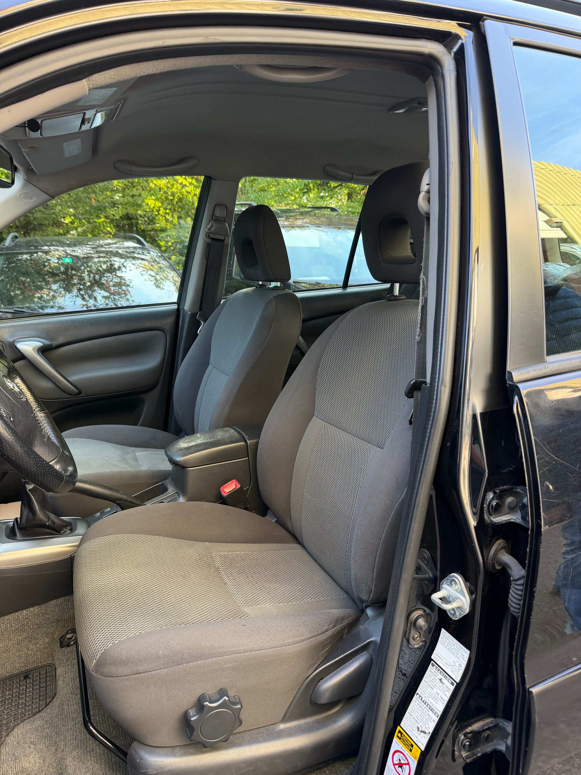 TOYOTA RAV-4 2.0 D4D Linea Terra-image-5