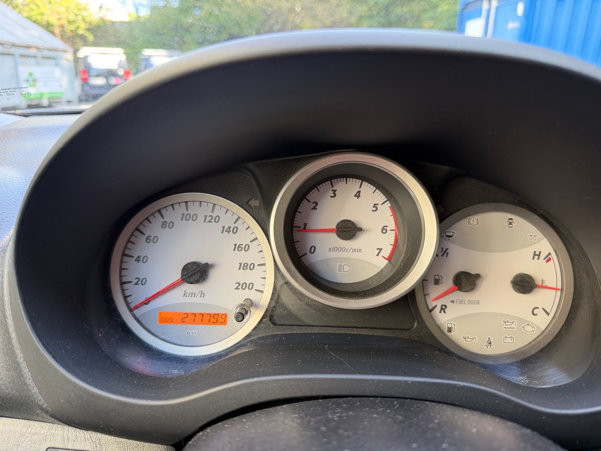 TOYOTA RAV-4 2.0 D4D Linea Terra-image-8