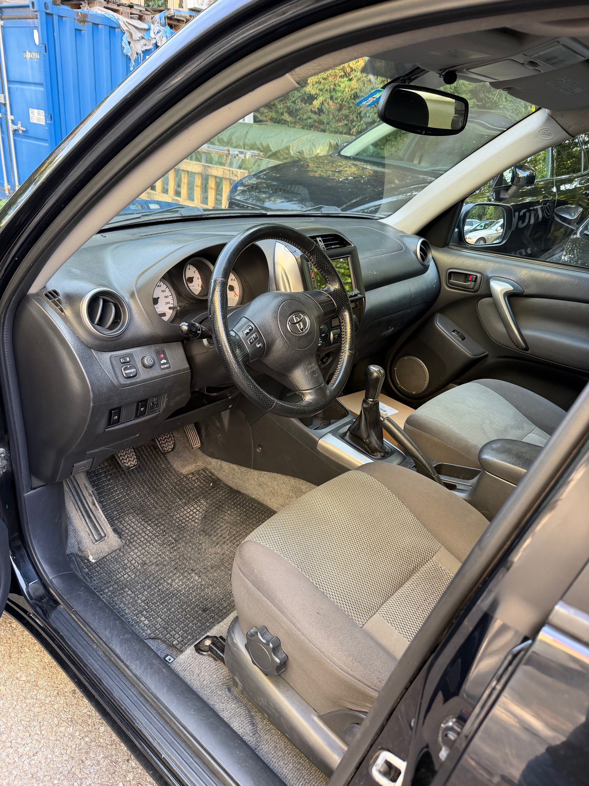TOYOTA RAV-4 2.0 D4D Linea Terra-image-4