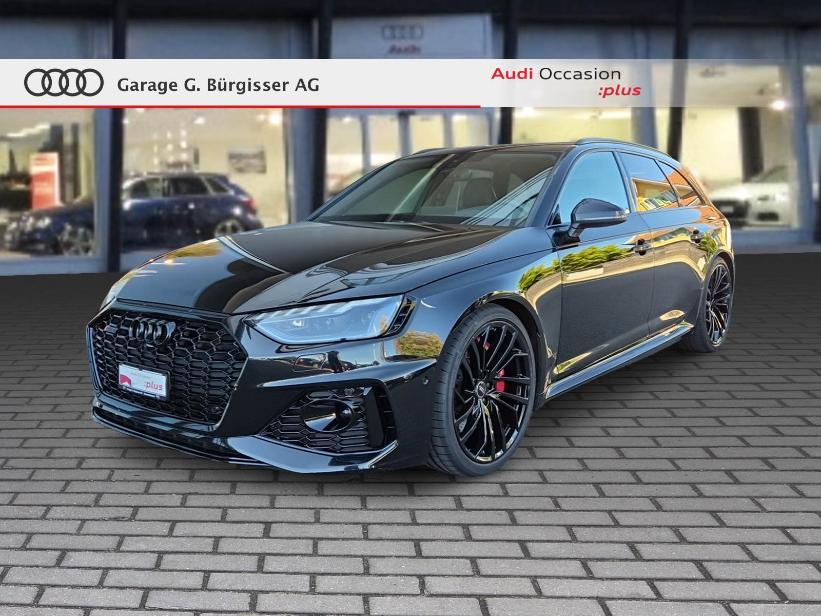 AUDI RS4 Avant quattro tiptronic Mythosschwarz Metallic-image-0