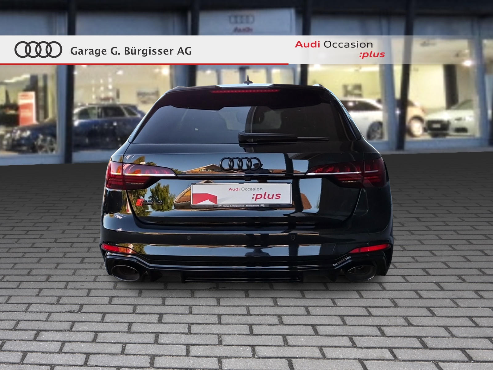 AUDI RS4 Avant quattro tiptronic Mythosschwarz Metallic-image-4
