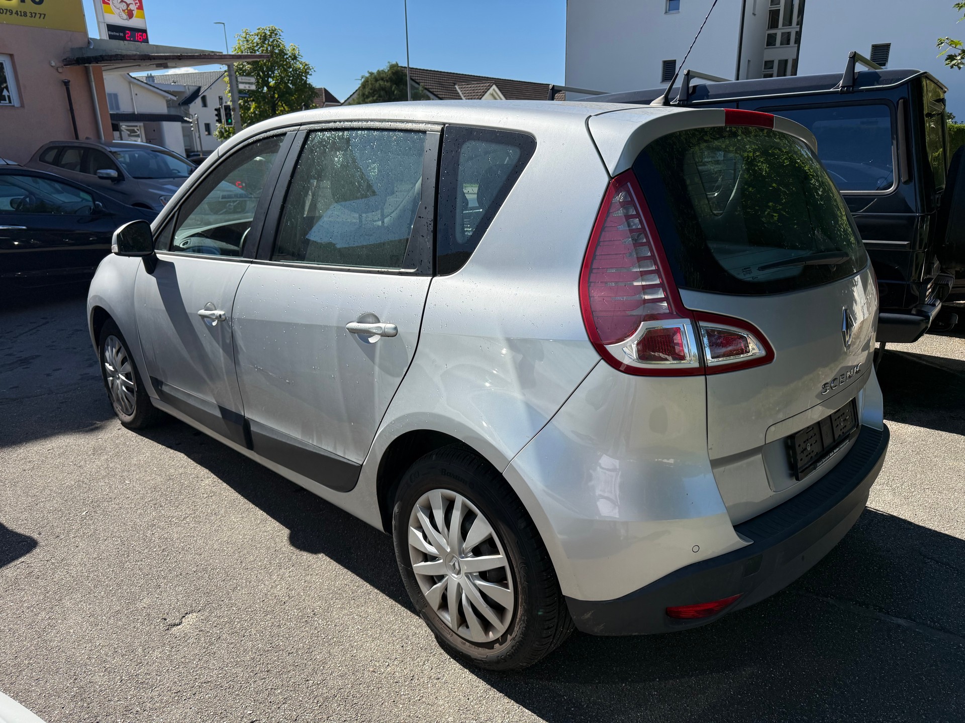 RENAULT Scénic 2.0 16V Dynamique X-Tronic CVT-image-5