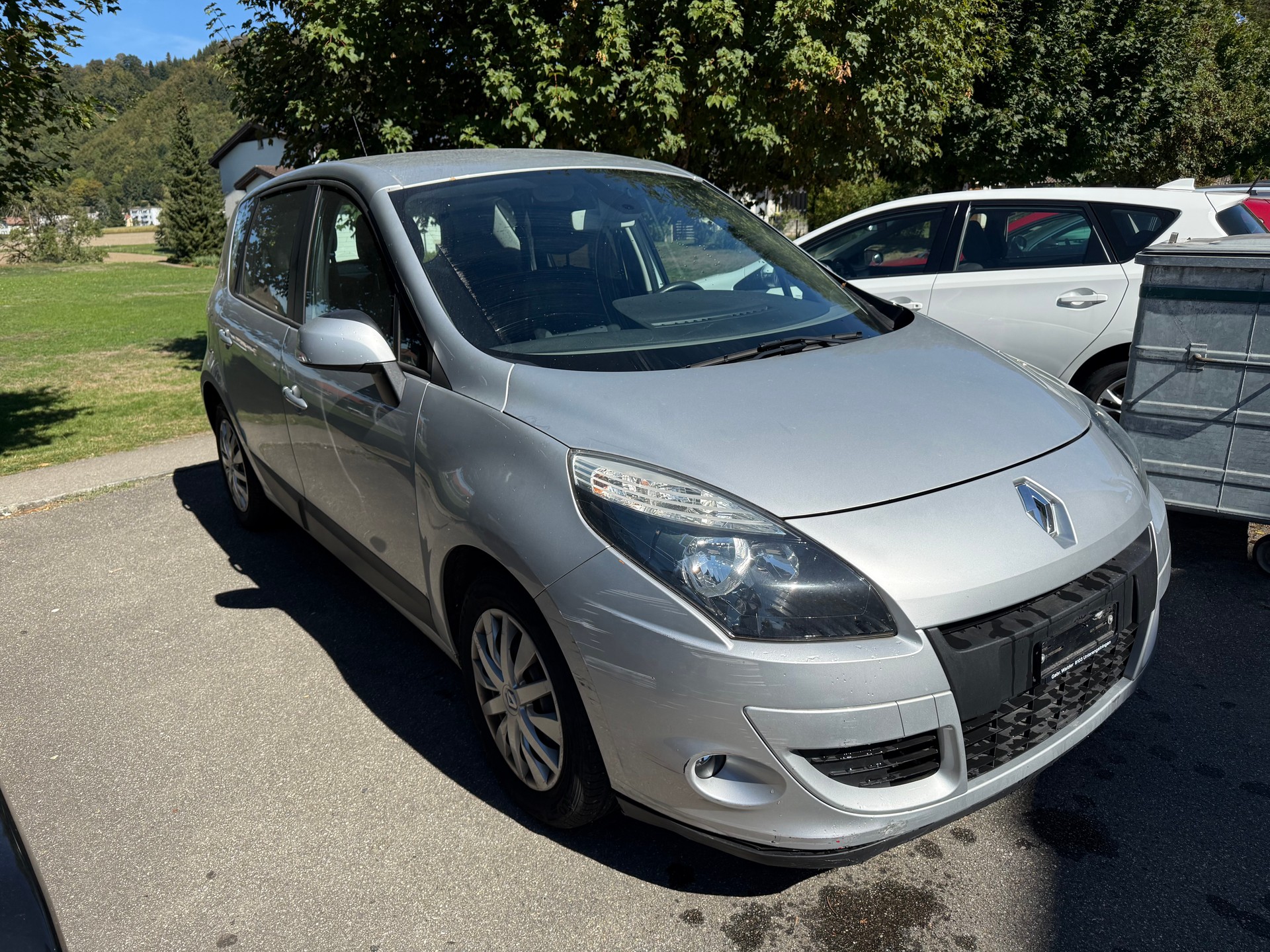 RENAULT Scénic 2.0 16V Dynamique X-Tronic CVT-image-2