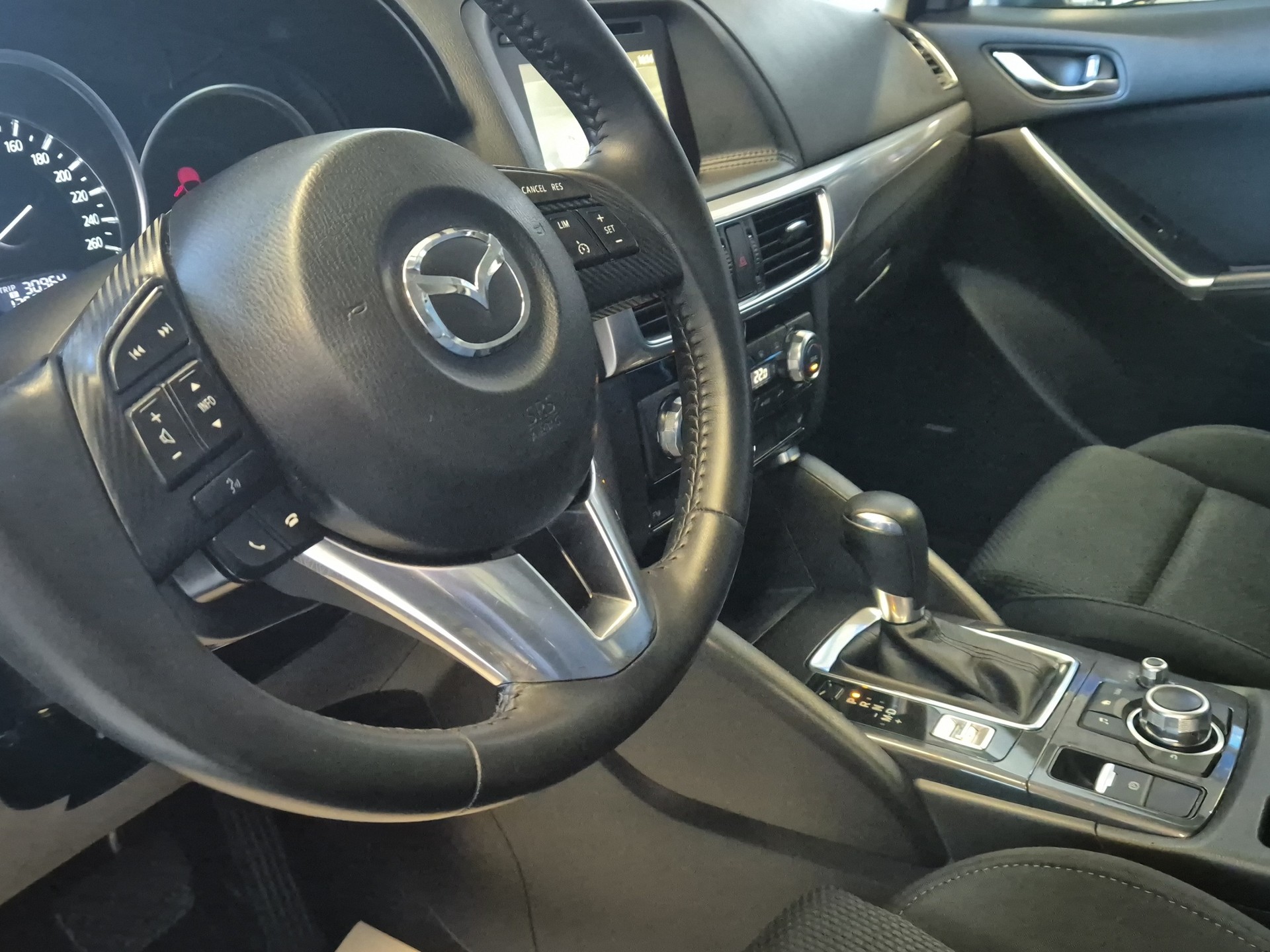 MAZDA CX-5 2.0 Ambition AWD Automatic-image-24