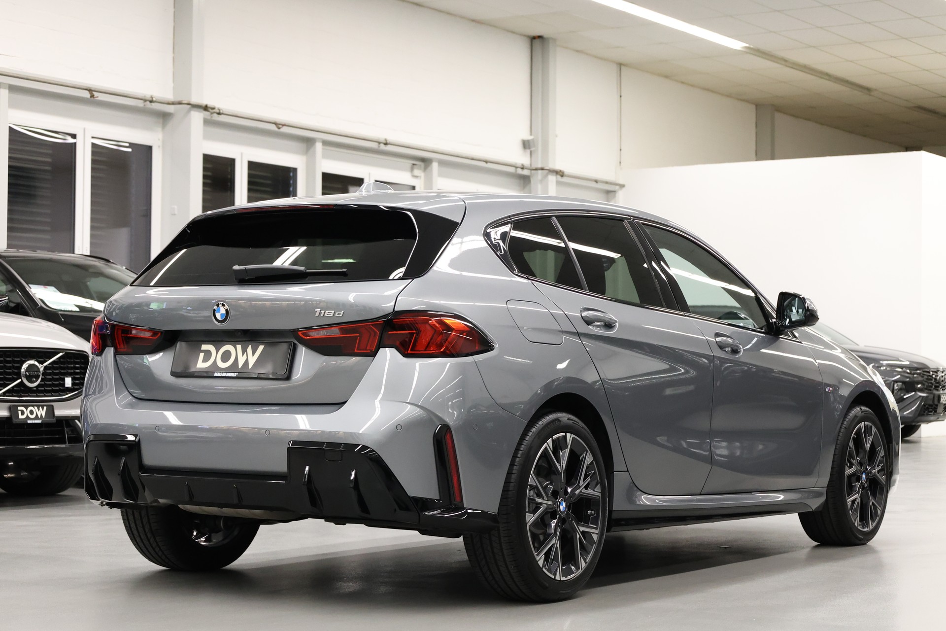 BMW 118d Steptronic M Sport-image-7