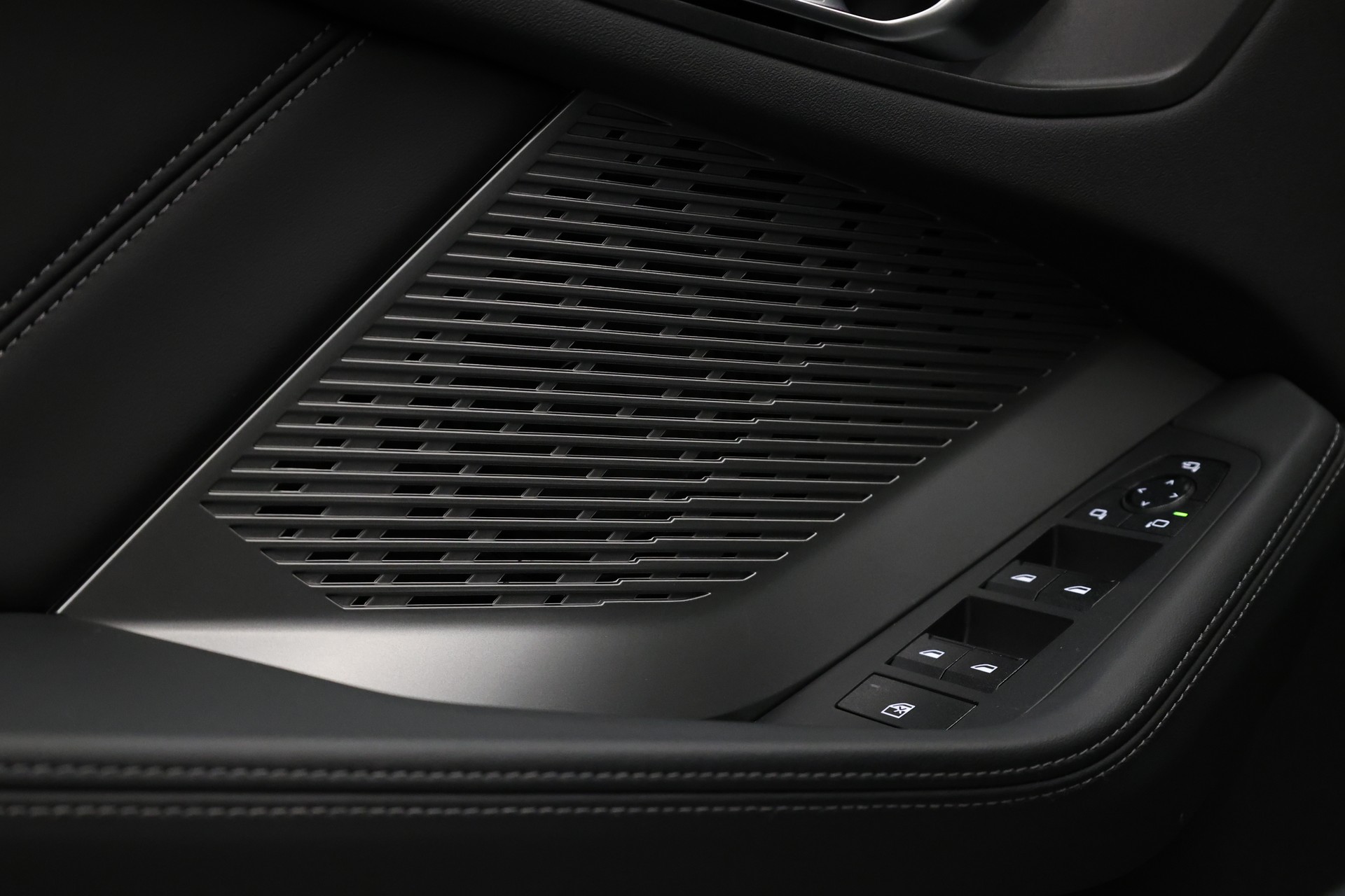 BMW 118d Steptronic M Sport-image-30