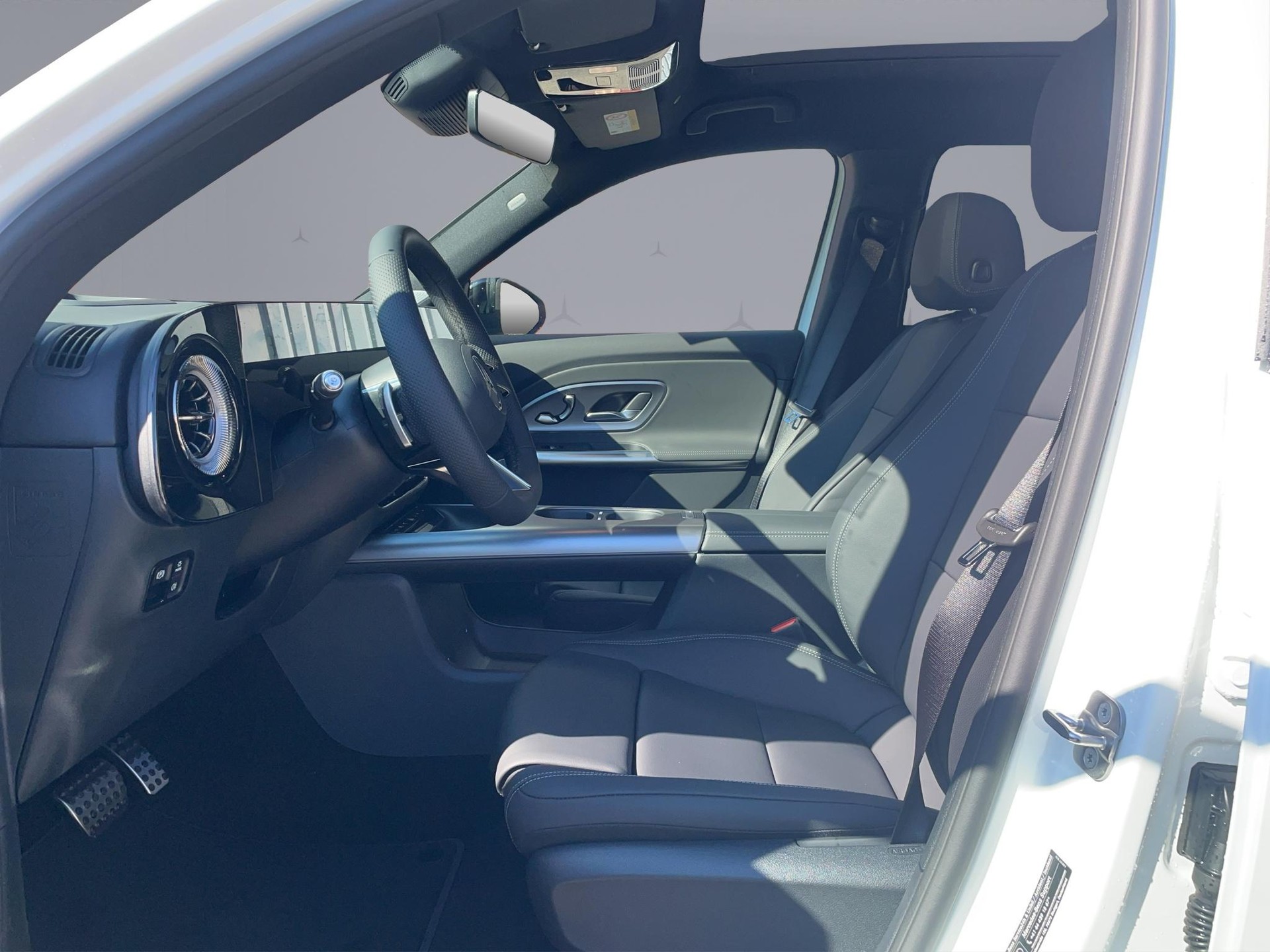 MERCEDES-BENZ GLB-Klasse X248 GLB 220 4matic-image-9