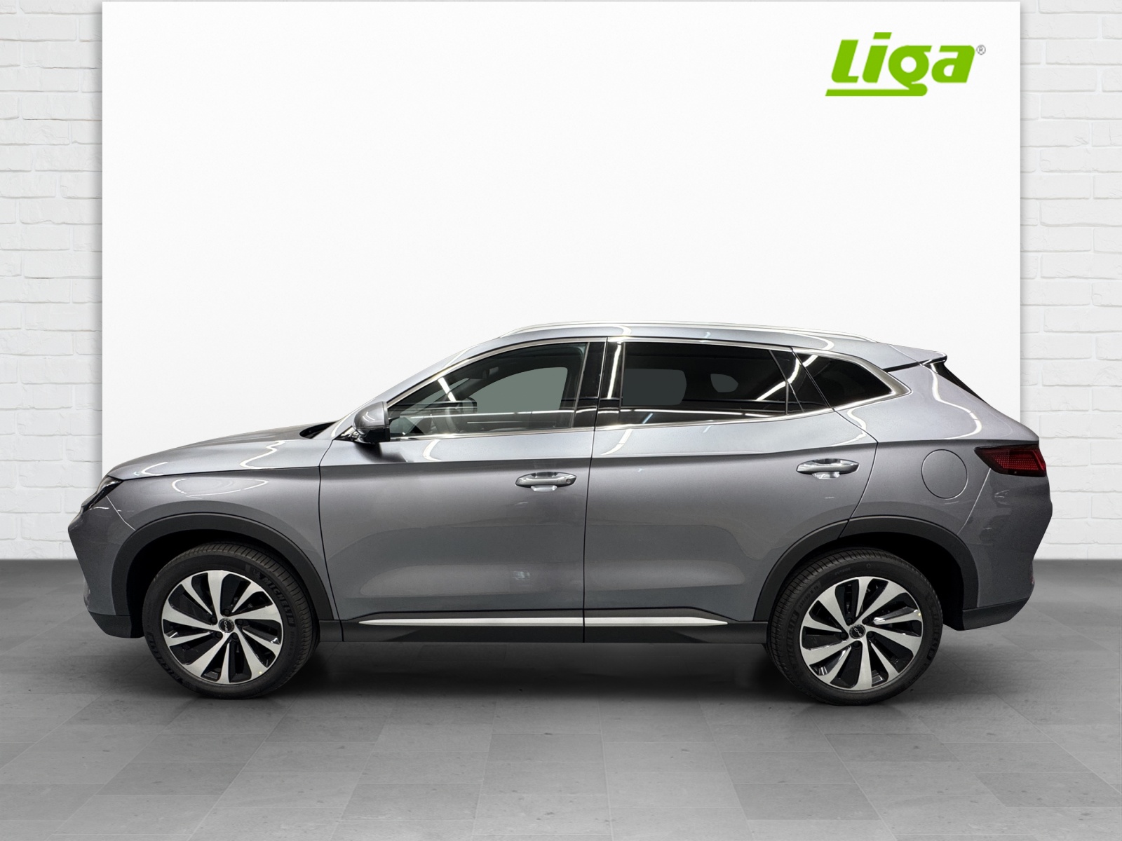 BYD Seal U DM-i Design AWD-showroom-element-2