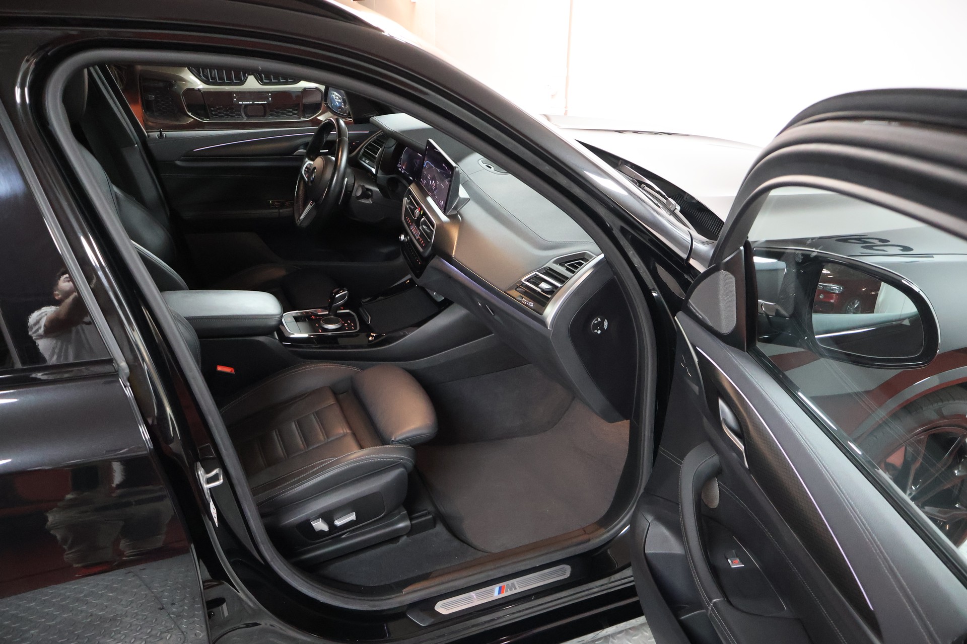 BMW X3 xDrive 48V M40d M Sport Edition Steptronic-image-13