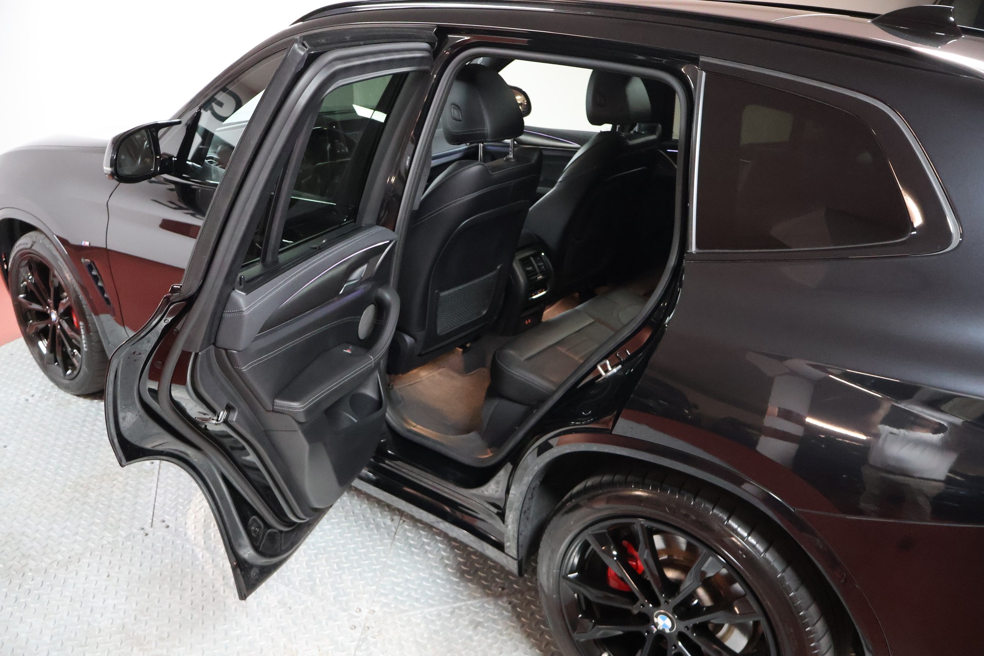 BMW X3 xDrive 48V M40d M Sport Edition Steptronic-image-15