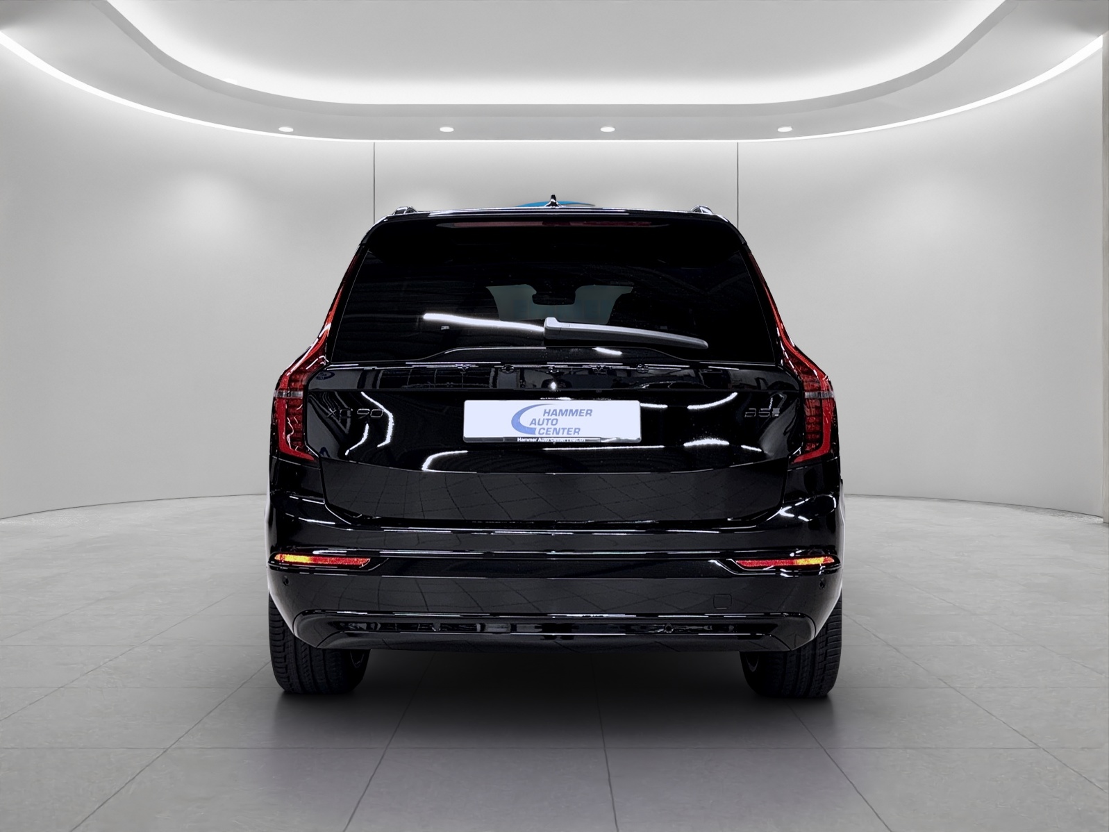 VOLVO XC90 2.0 B5 MH Black Edition AWD-image-3