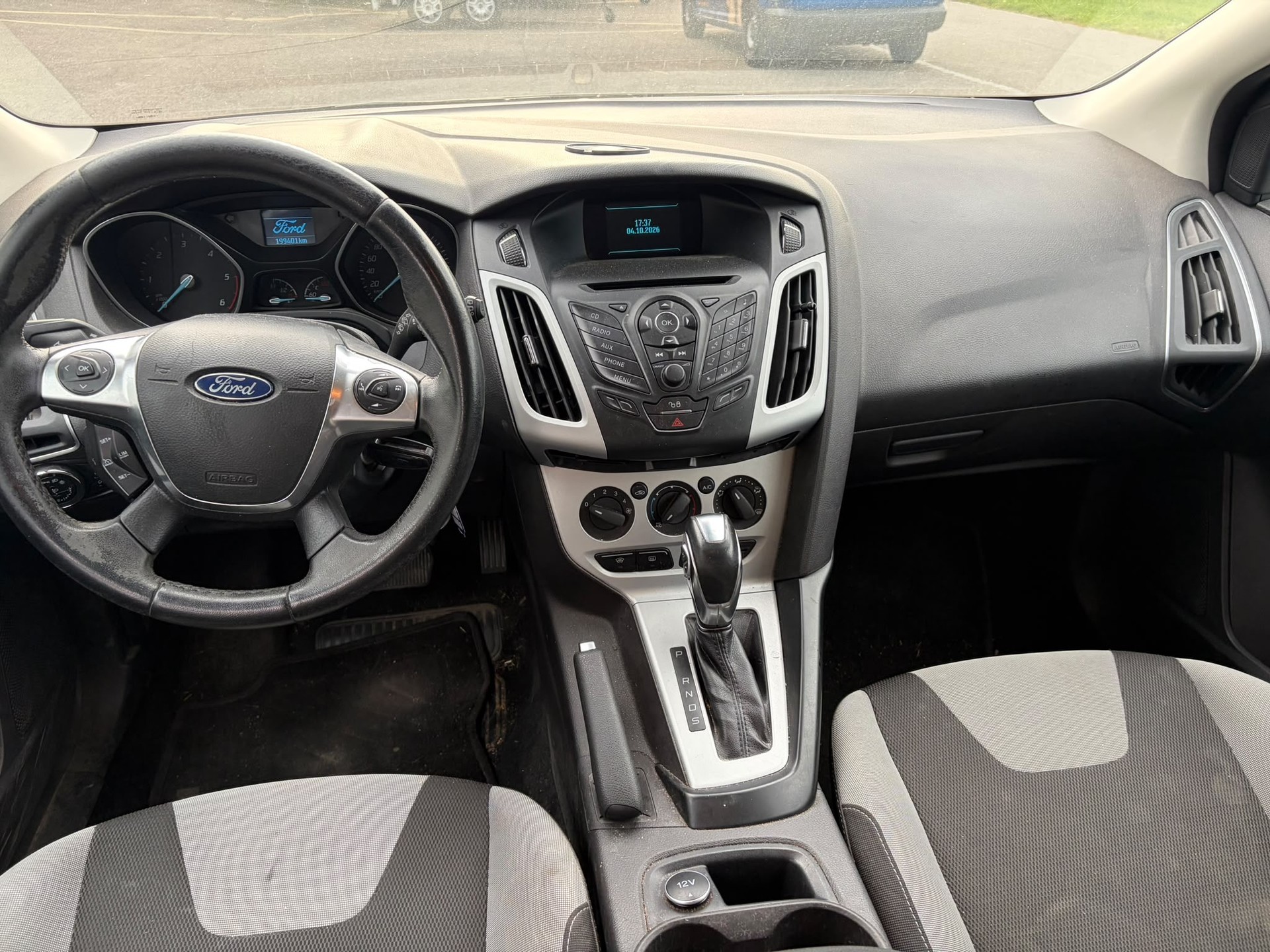 FORD Focus 2.0 TDCi Titanium PowerShift-image-8