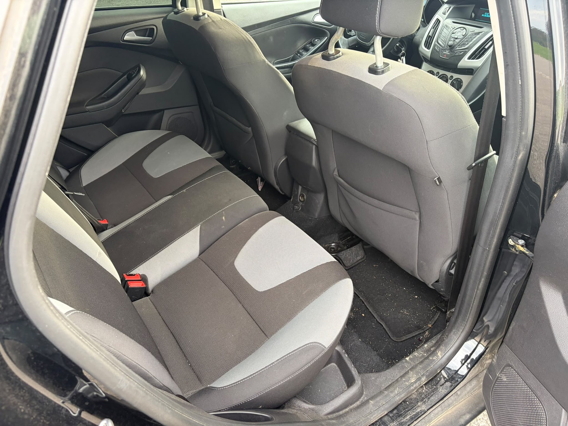 FORD Focus 2.0 TDCi Titanium PowerShift-image-13