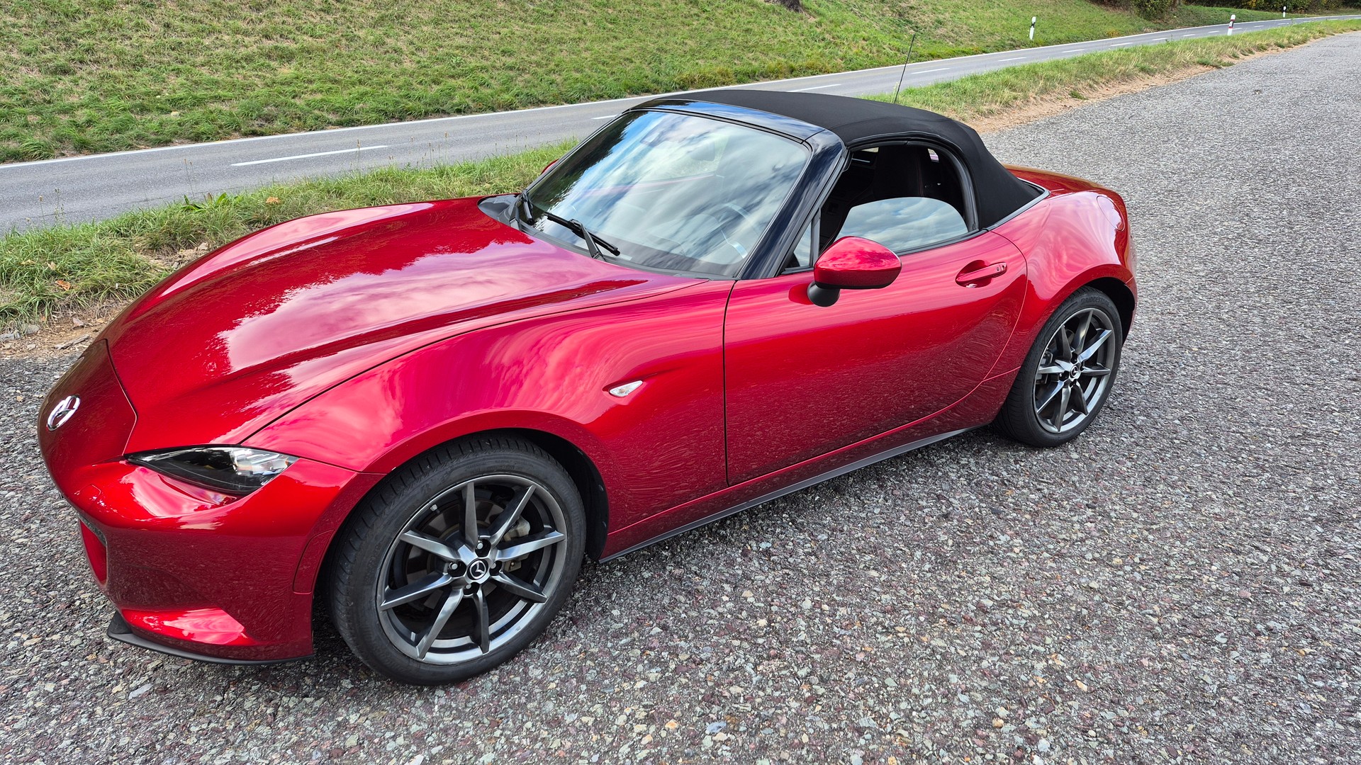 MAZDA 2.0 Revolution-image-3