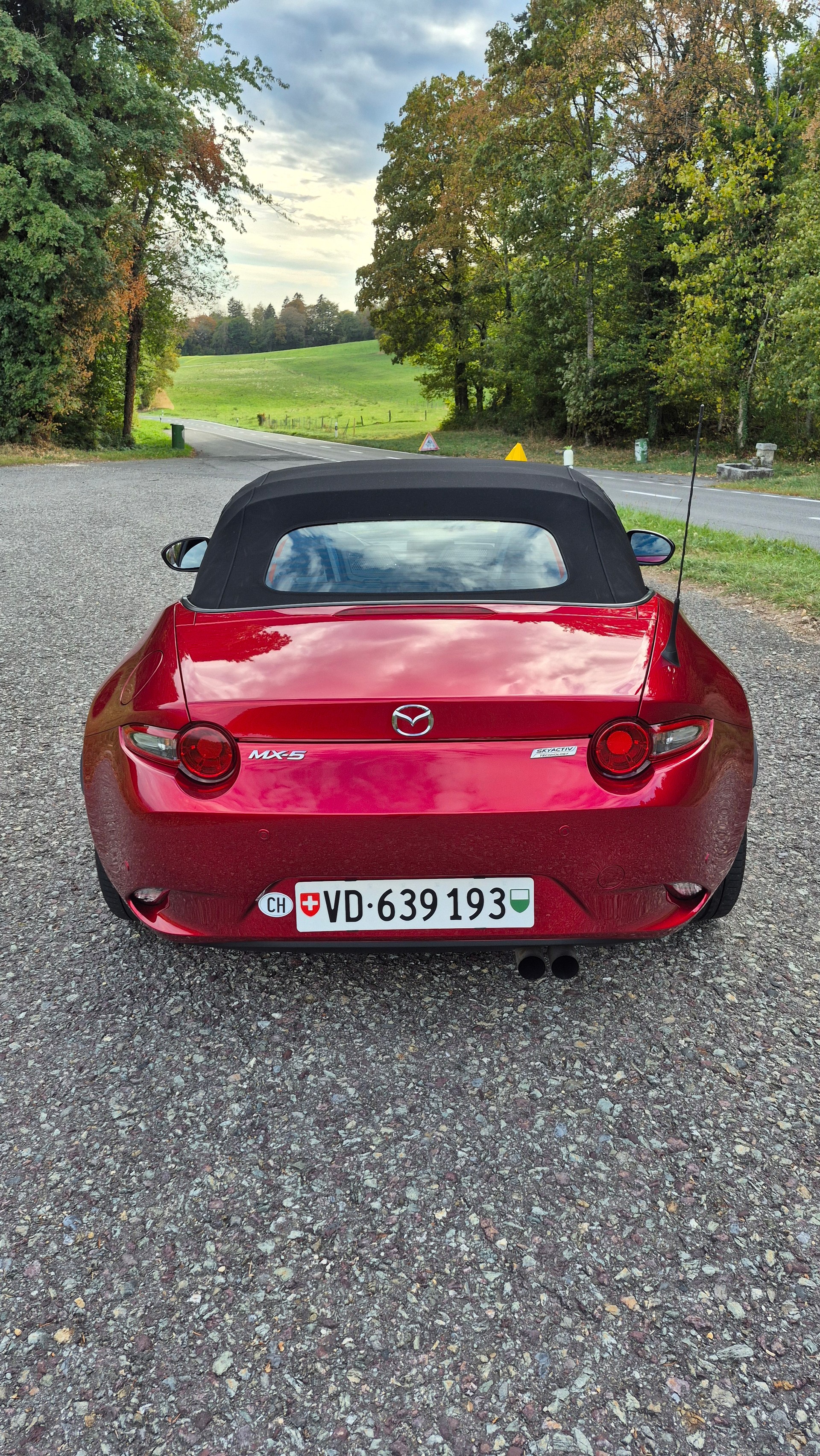 MAZDA 2.0 Revolution-image-1