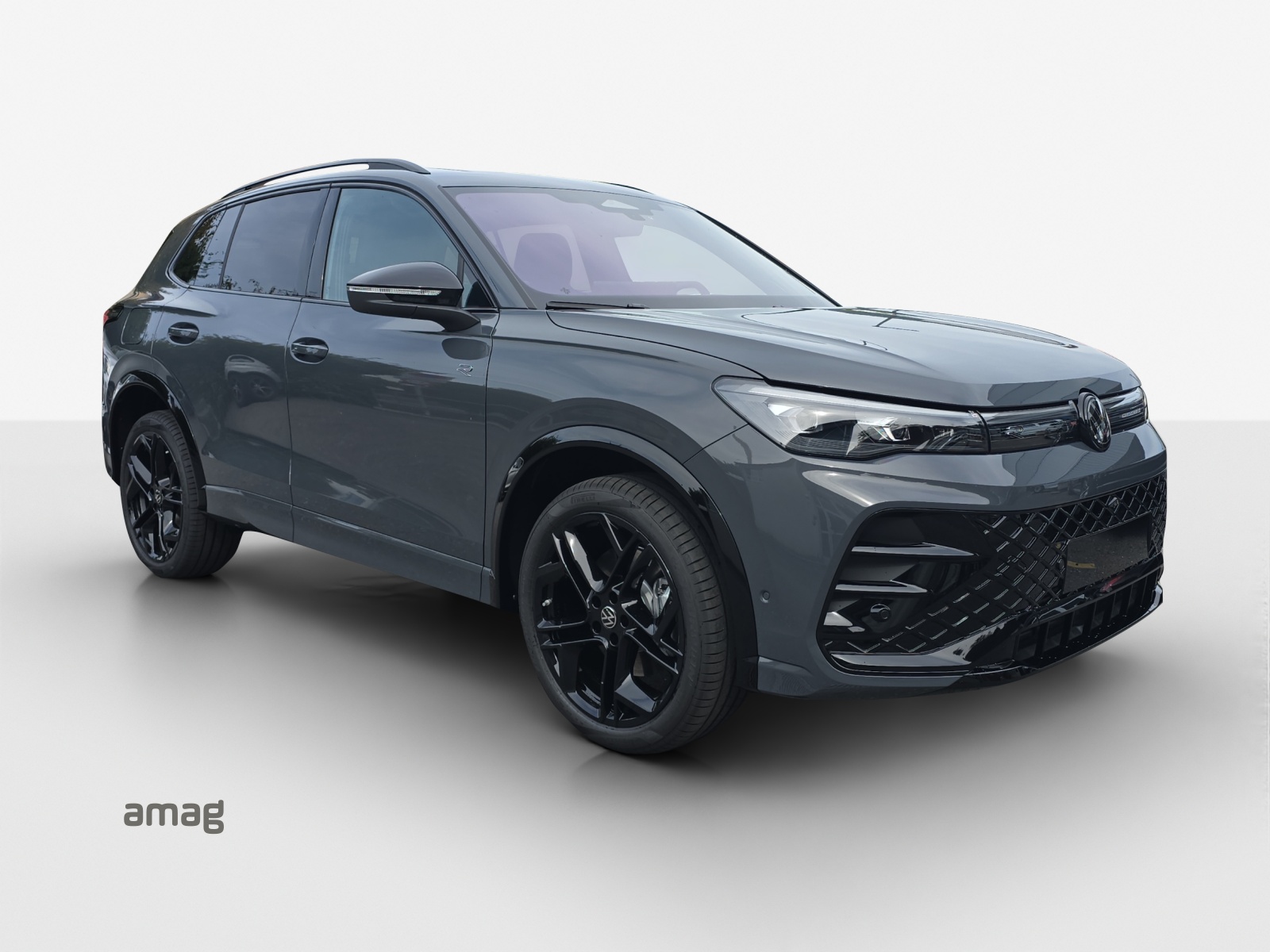 VW Tiguan 2.0 TSI DSG R-Line 4Motion-image-5