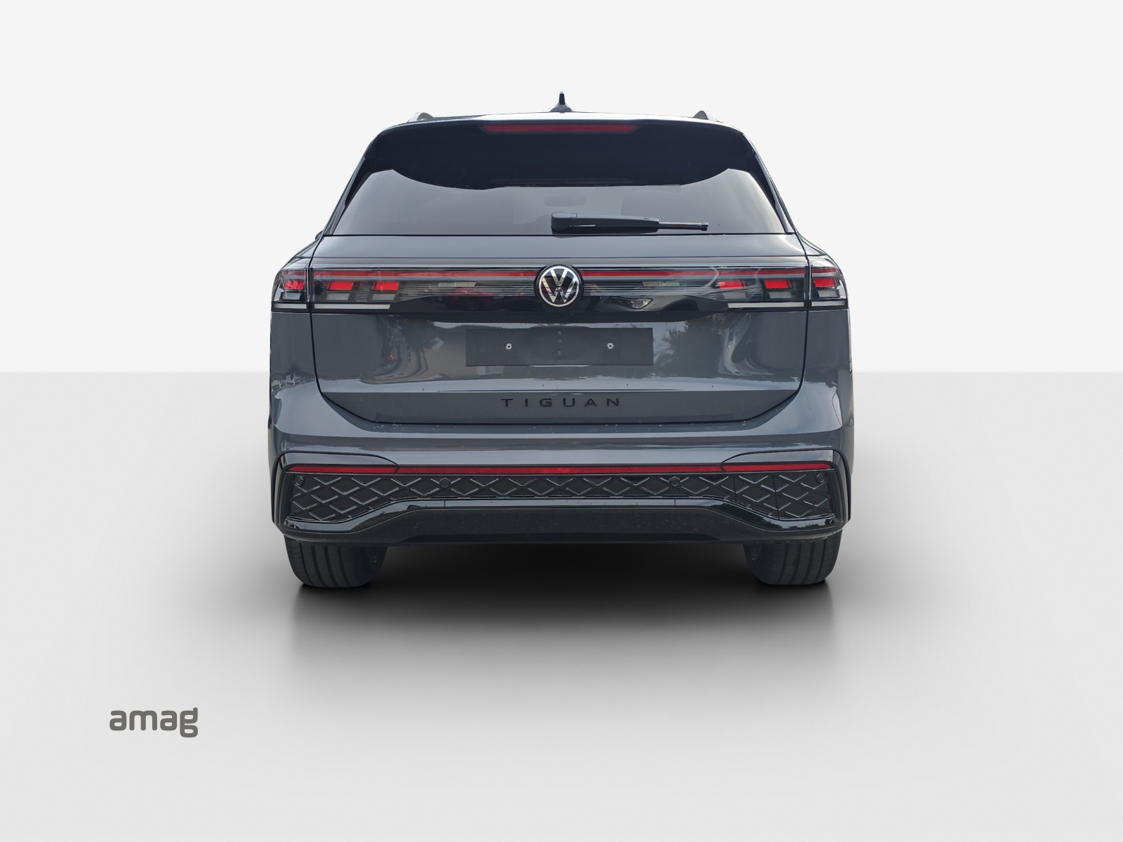 VW Tiguan 2.0 TSI DSG R-Line United 4Motion-image-3