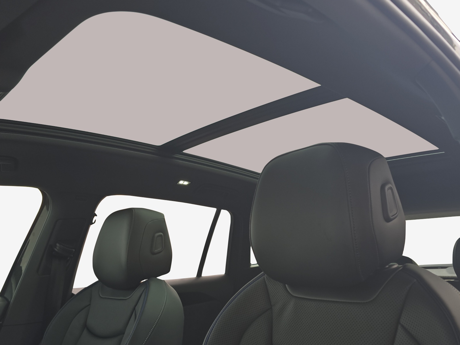 VW Tiguan 2.0 TSI DSG R-Line United 4Motion-image-14