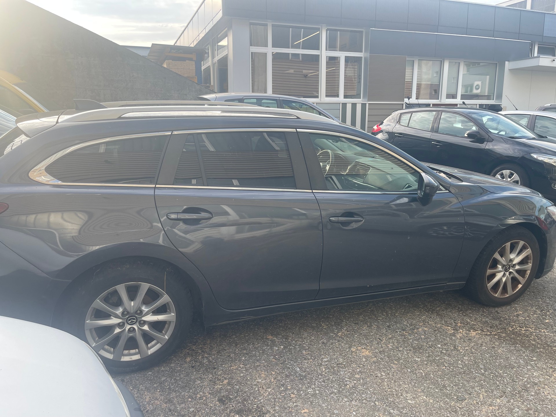 MAZDA 6 Sportwagon 2.2 D 16V Ambition Automatic-image-8