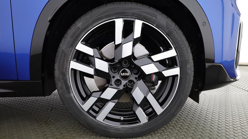 MINI Countryman S ALL4-image-7