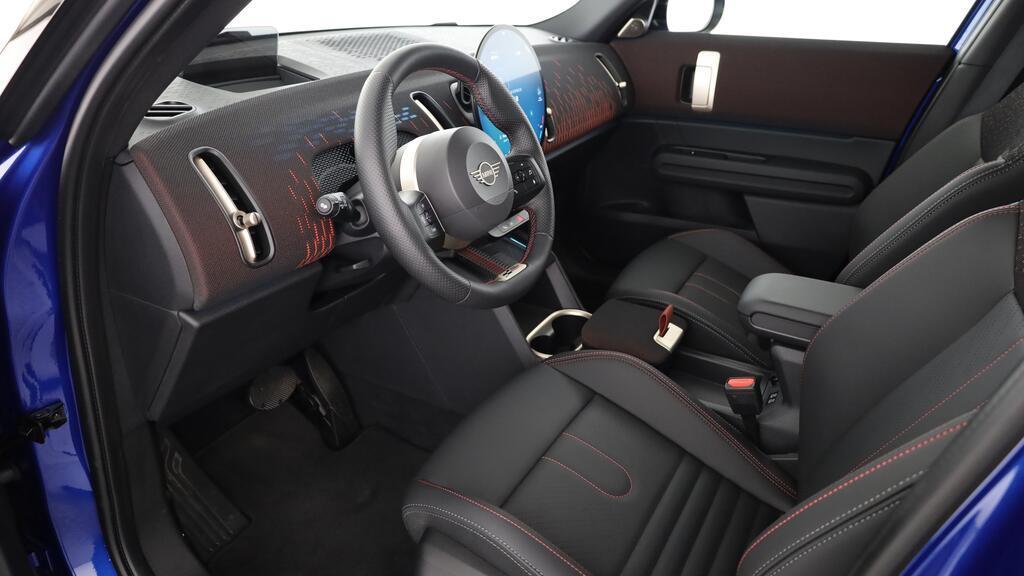 MINI Countryman S ALL4-image-17