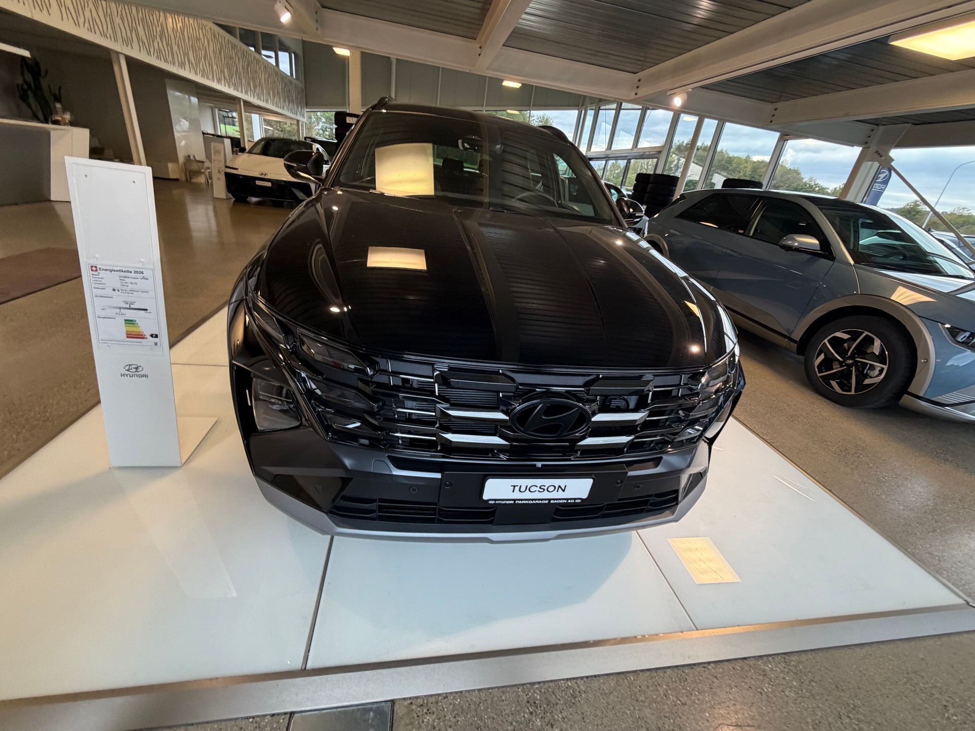 HYUNDAI Tucson 1.6 TGDI HEV Origo Black Line 4WD-image-4