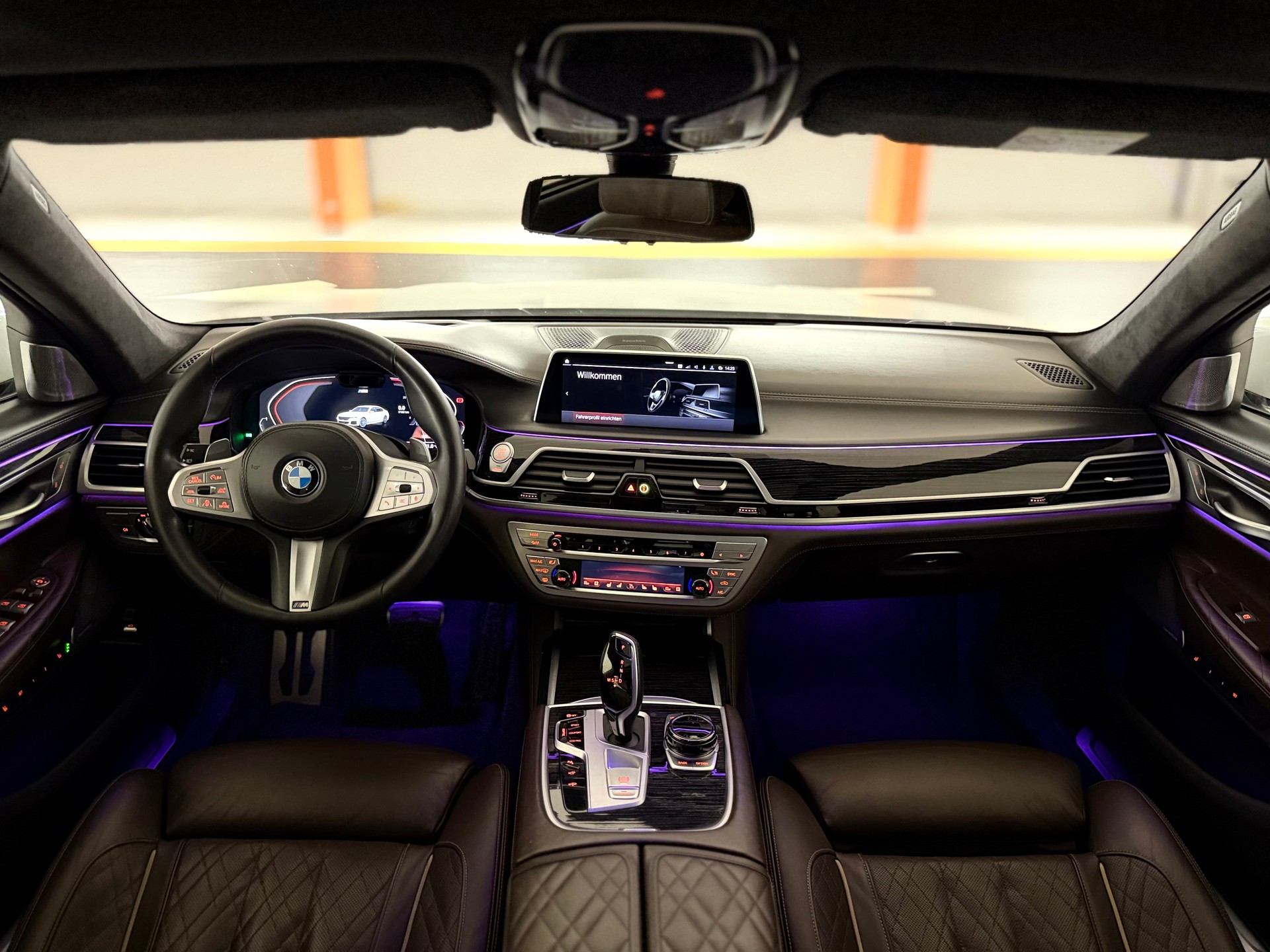 BMW 740d xDrive Steptronic-image-12