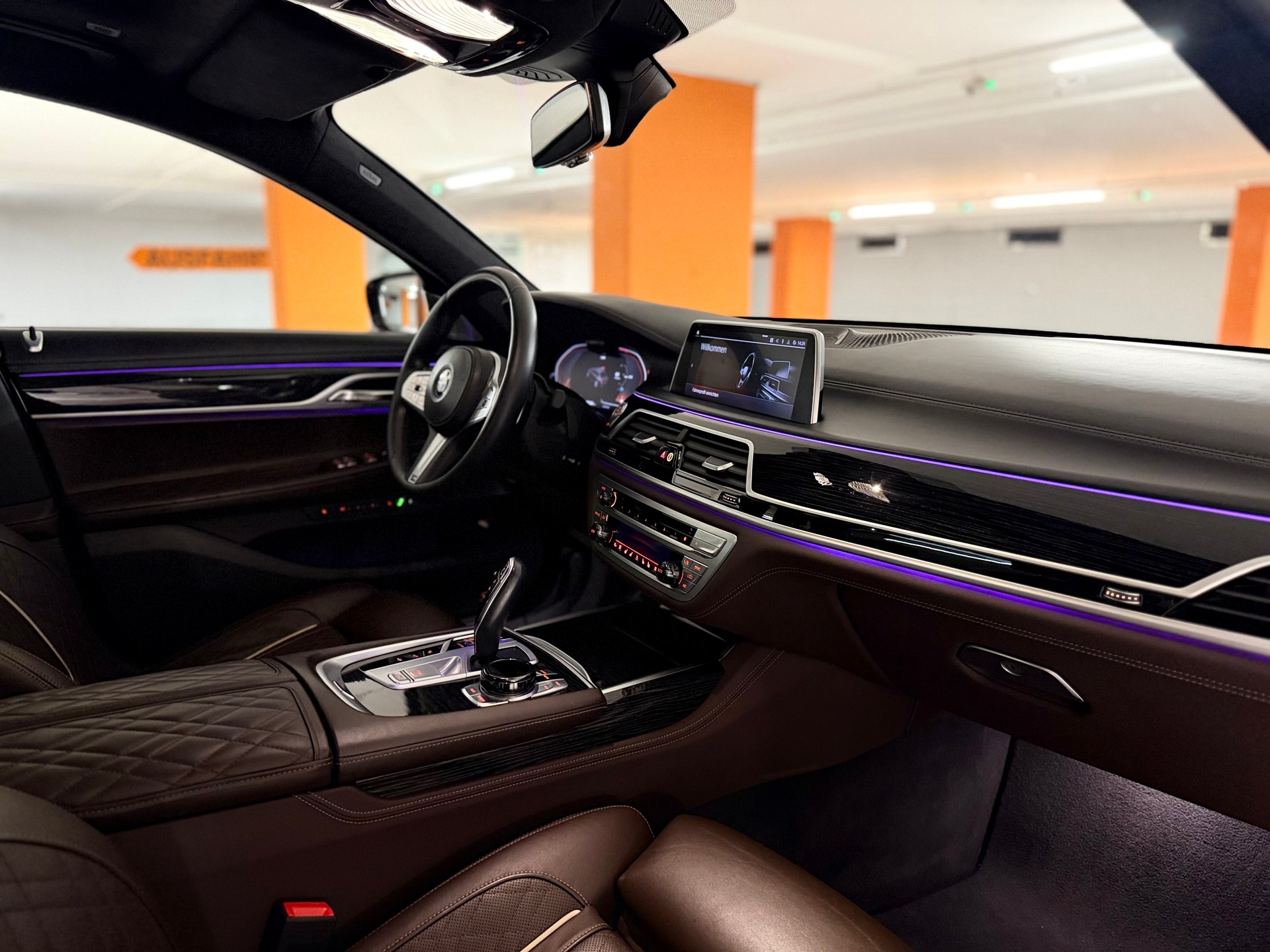 BMW 740d xDrive Steptronic-image-14