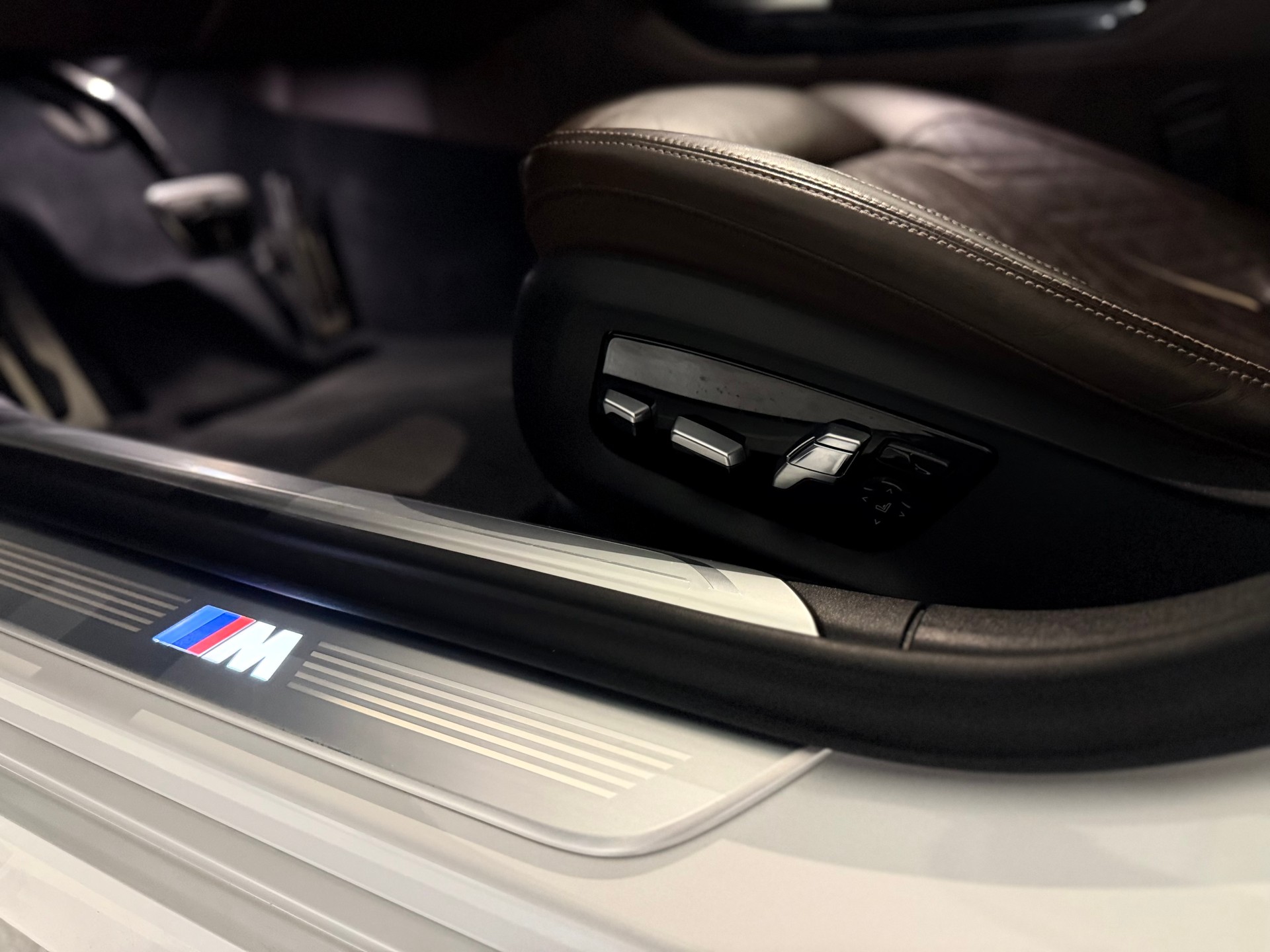 BMW 740d xDrive Steptronic-image-9