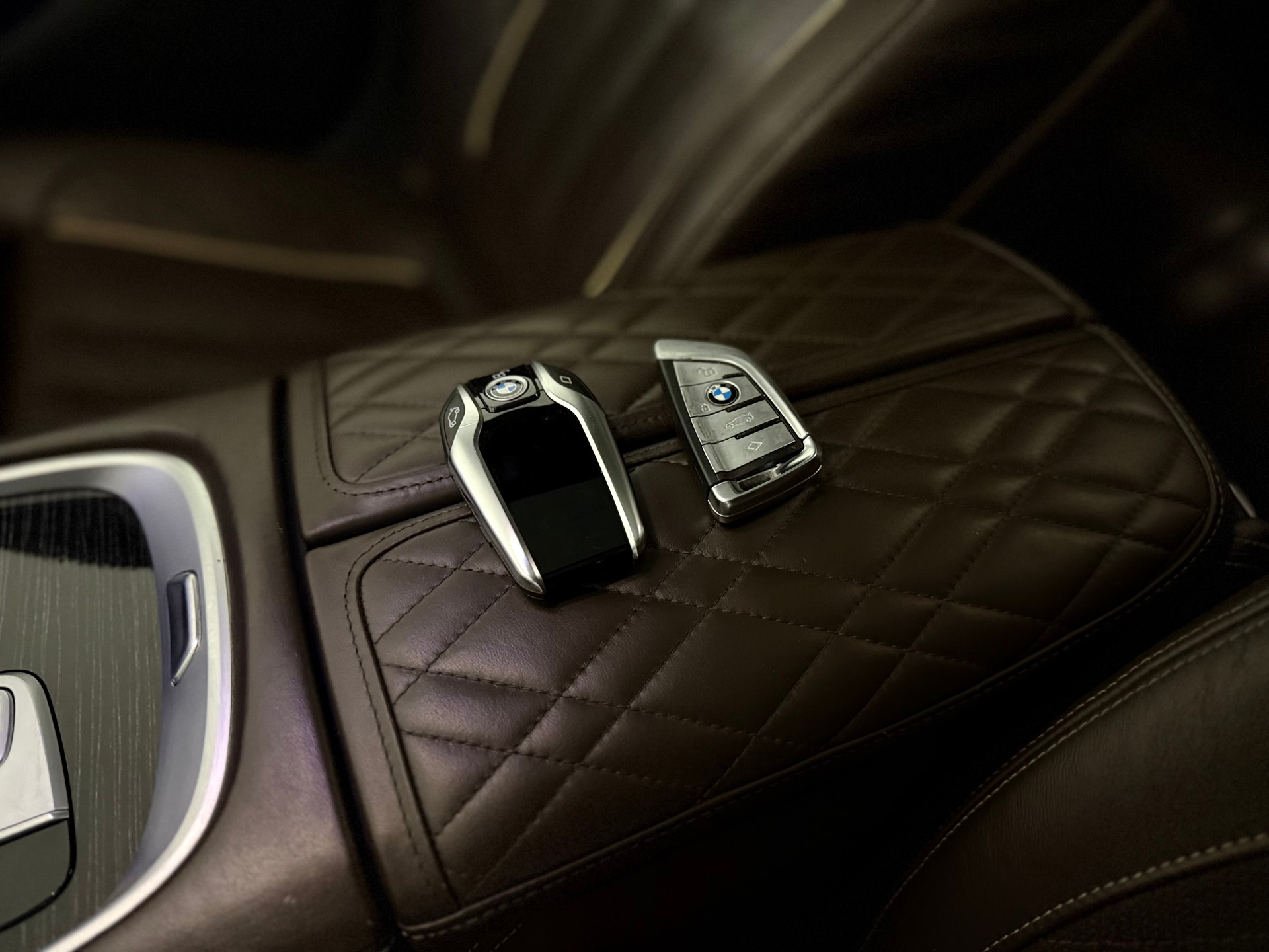 BMW 740d xDrive Steptronic-image-25