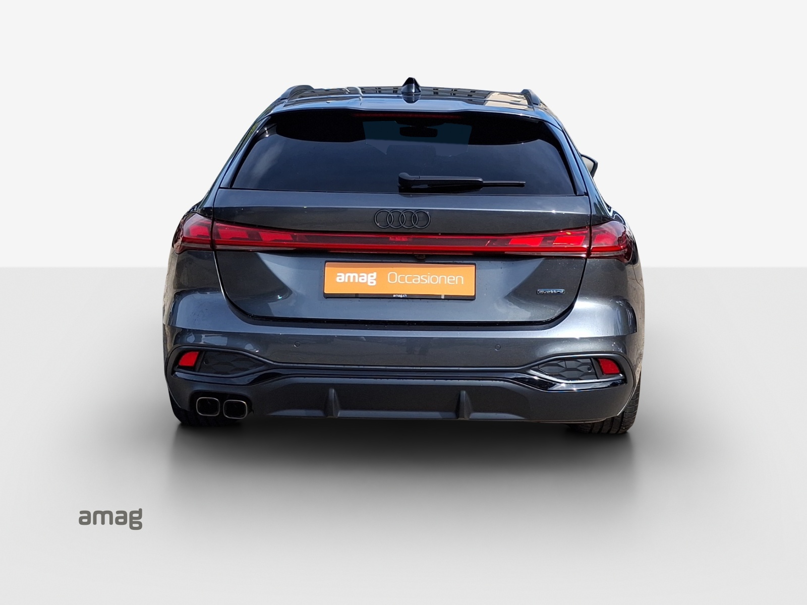 AUDI A5 Avant TDI quattro 150 kW S tronic-image-3