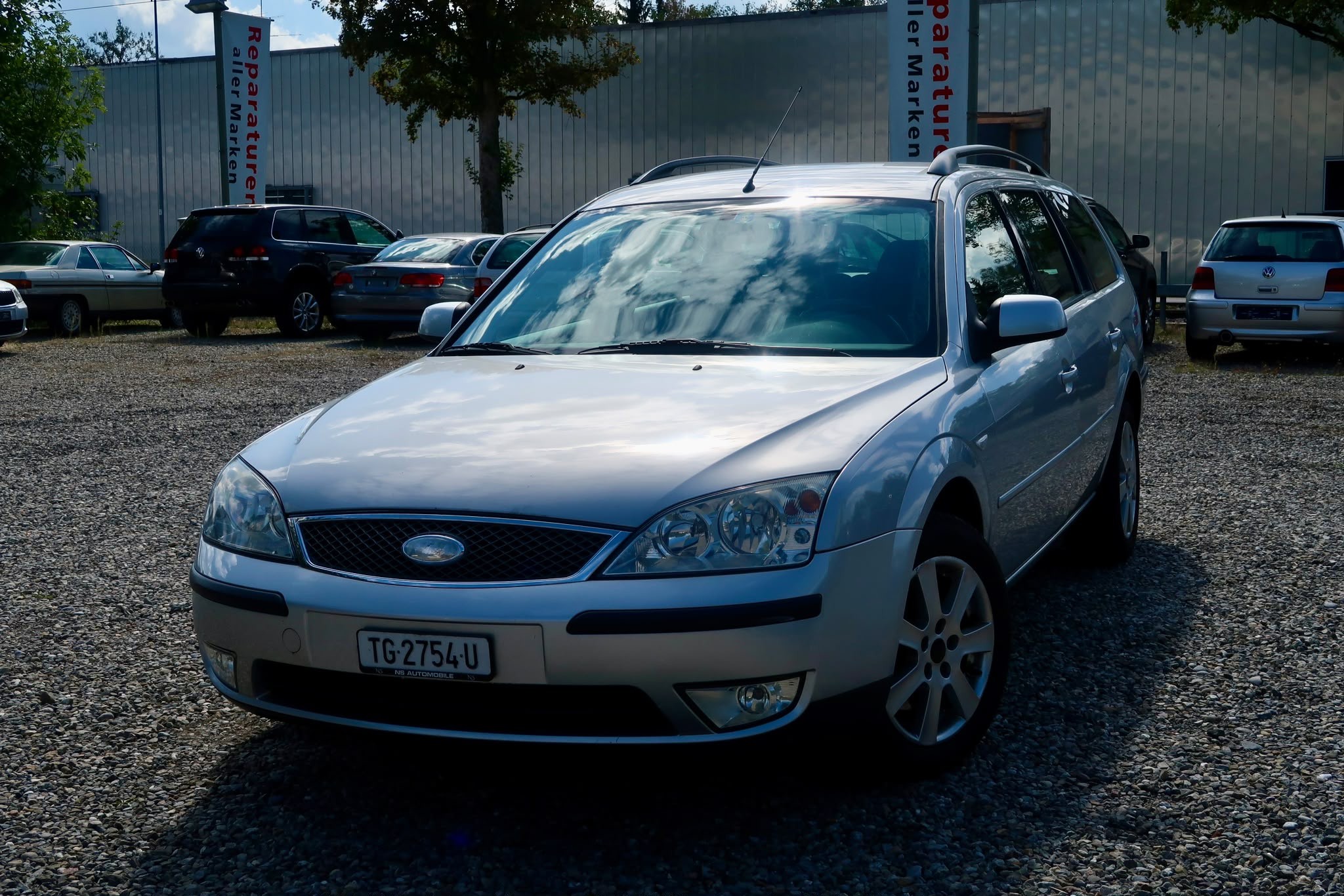 Car photo