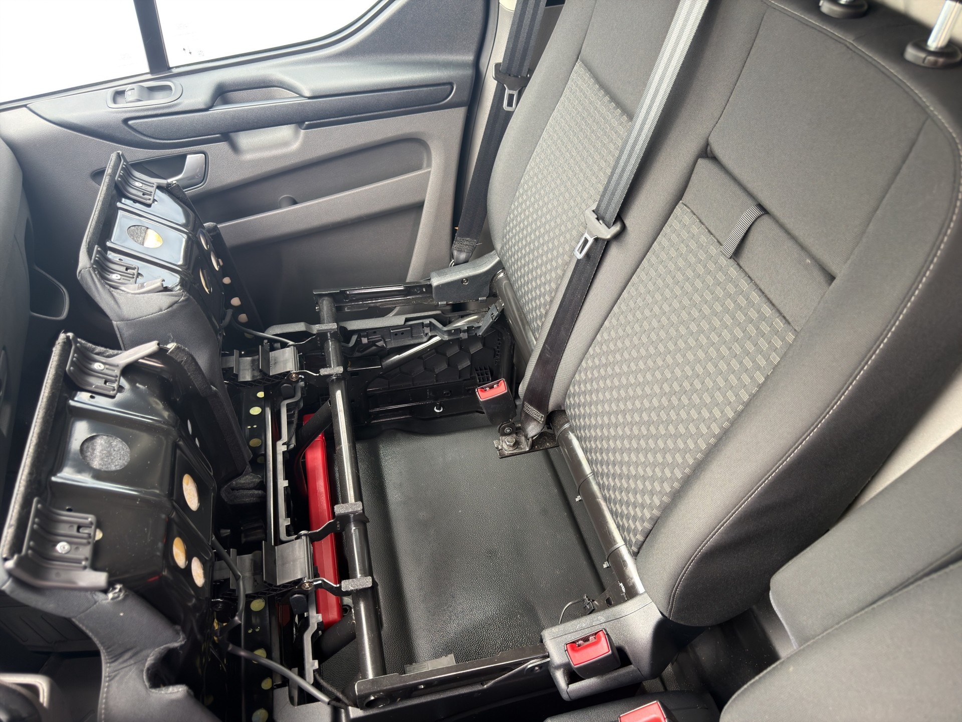 FORD Transit C Van 280 L1 2.0 TDCi 105 Trend-image-10