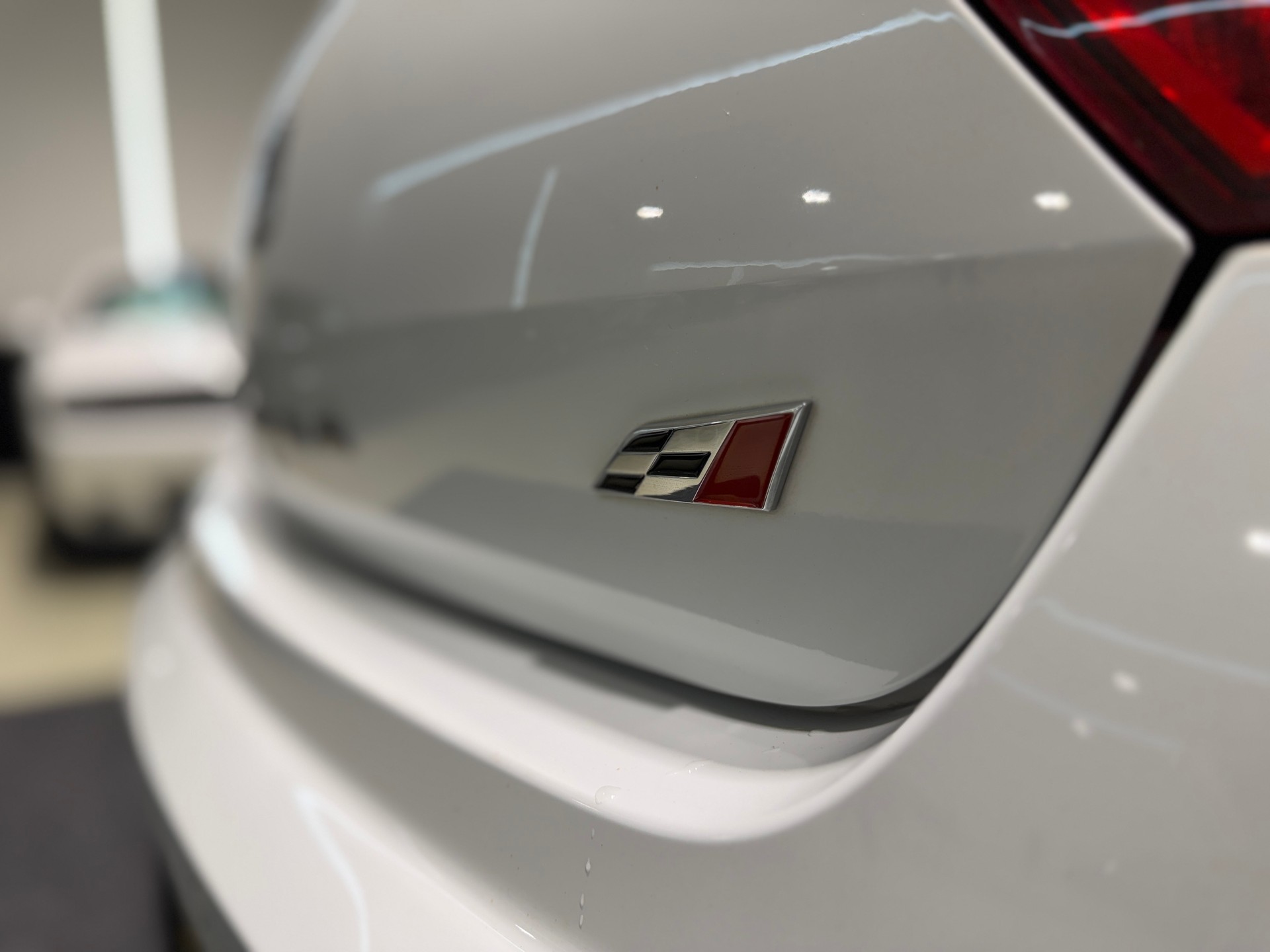 SEAT Ibiza SC 1.8 TSI Cupra-image-11