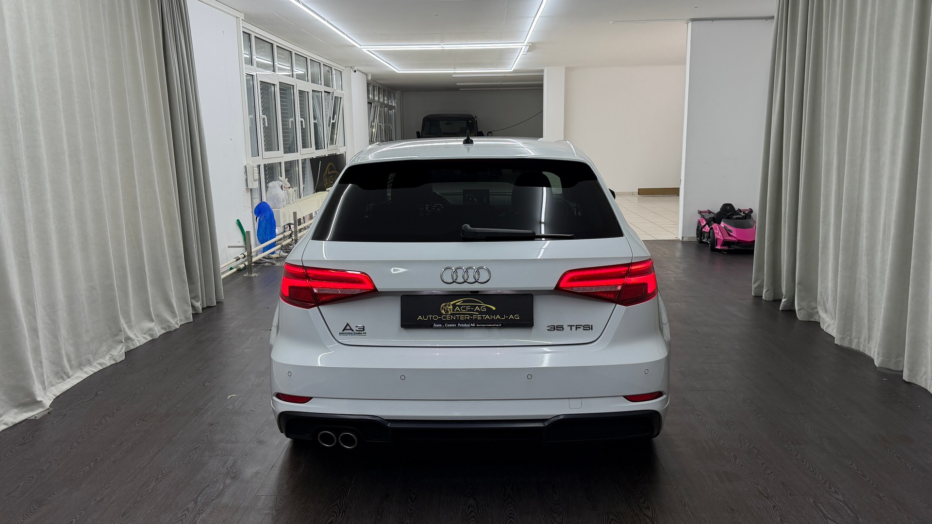 AUDI A3 Sportback 1.5 TFSI S-tronic Sport-image-4
