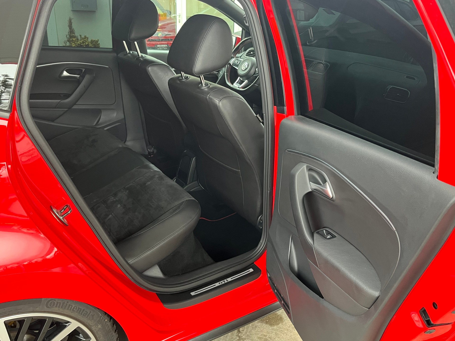 VW Polo 1.8 TSI GTI DSG-image-10