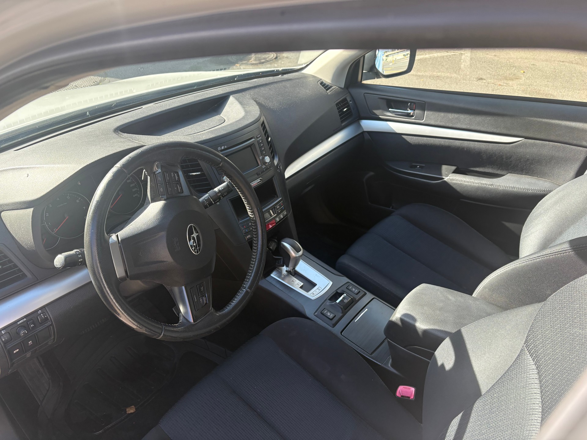 SUBARU Legacy 2.0i Limited AWD Lineartronic-image-5