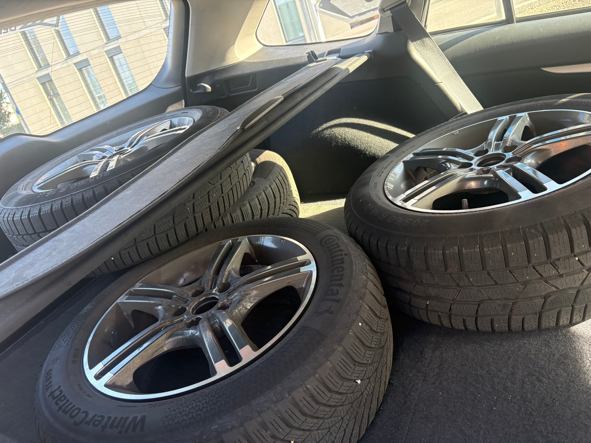 SUBARU Legacy 2.0i Limited AWD Lineartronic-image-8